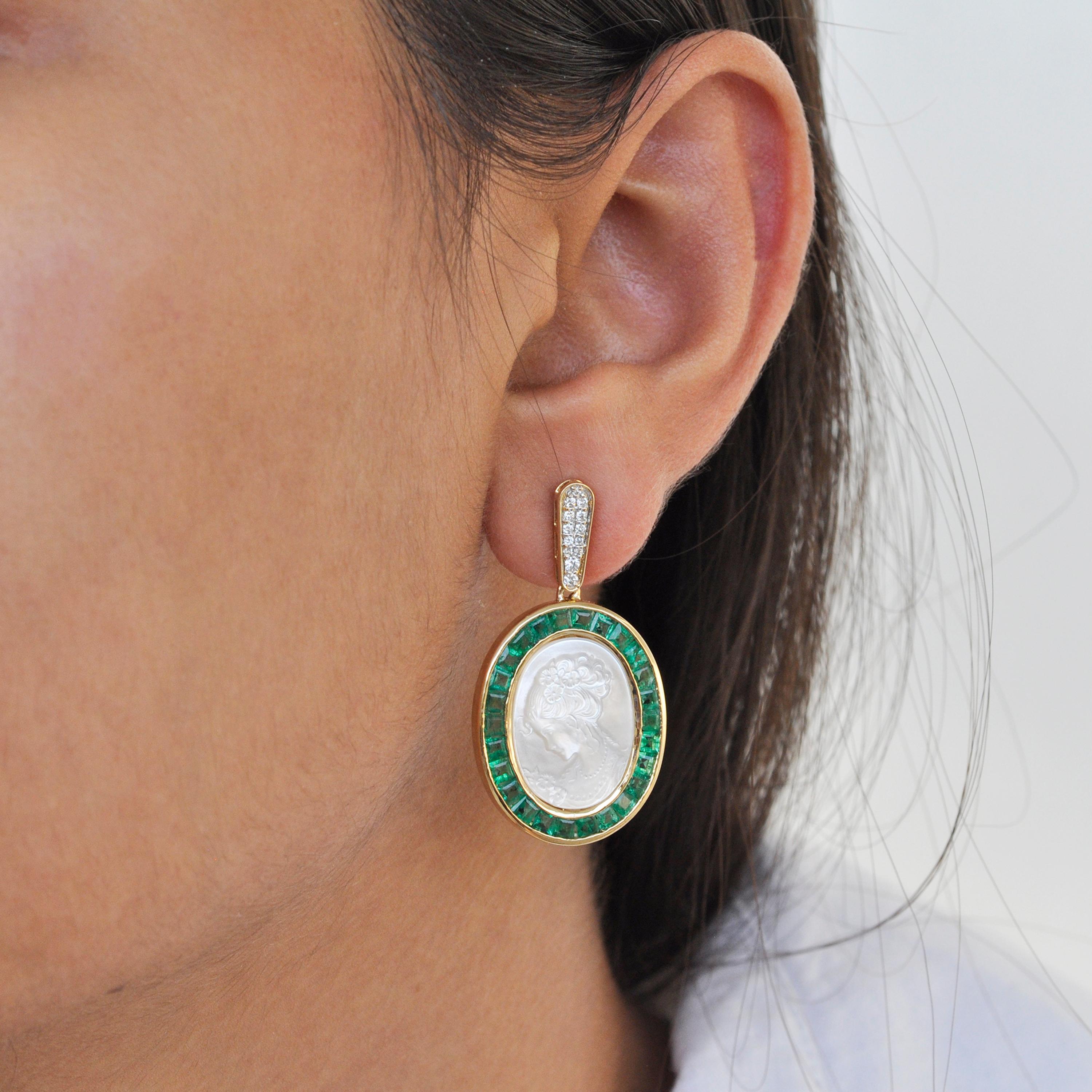 Contemporary 18 Karat Gold Calibre Cut Emerald Pearl Carving Diamond Dangler Earrings For Sale