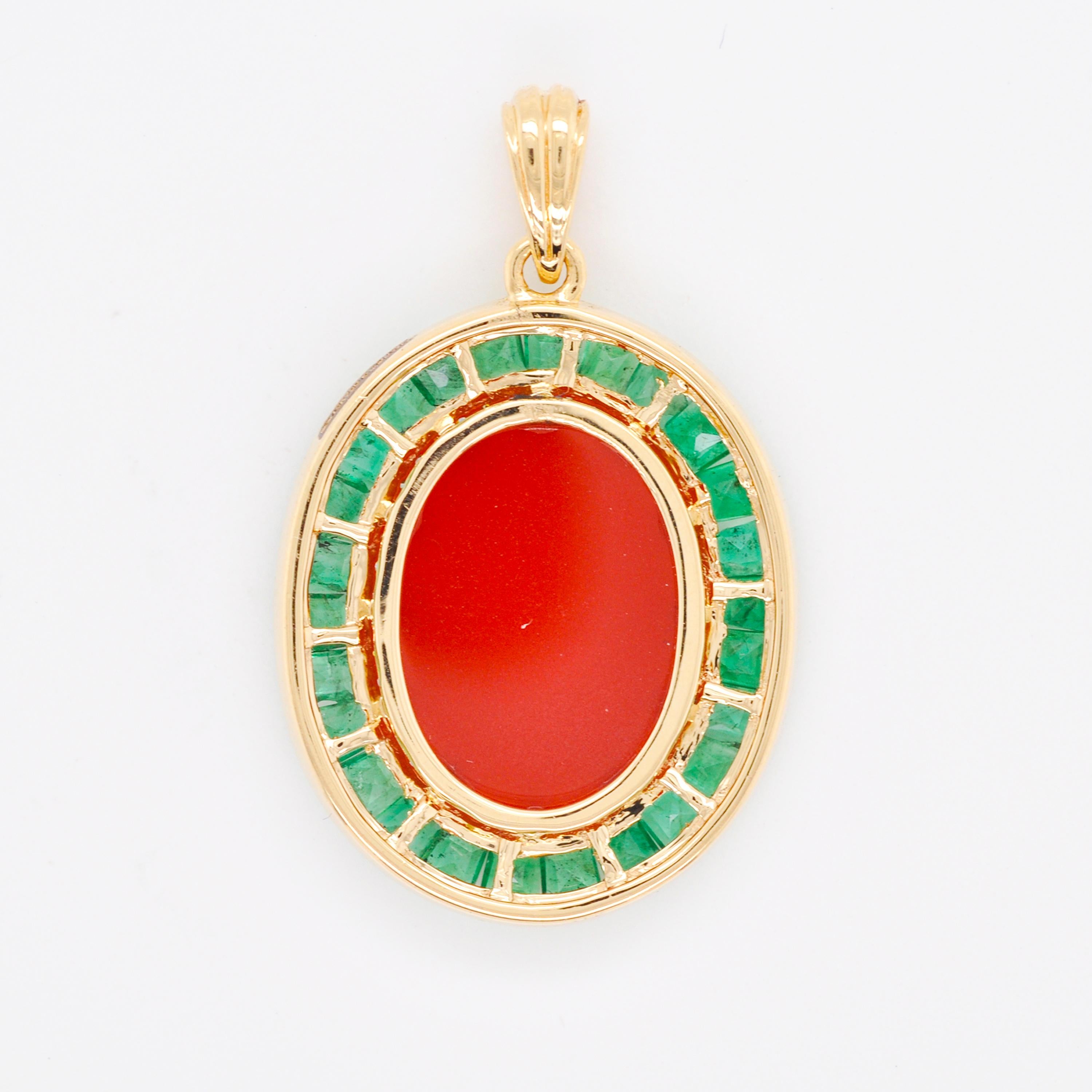 18 Karat Gold Emerald Agate Valentine Rose Cameo Diamond Pendant Necklace For Sale 3