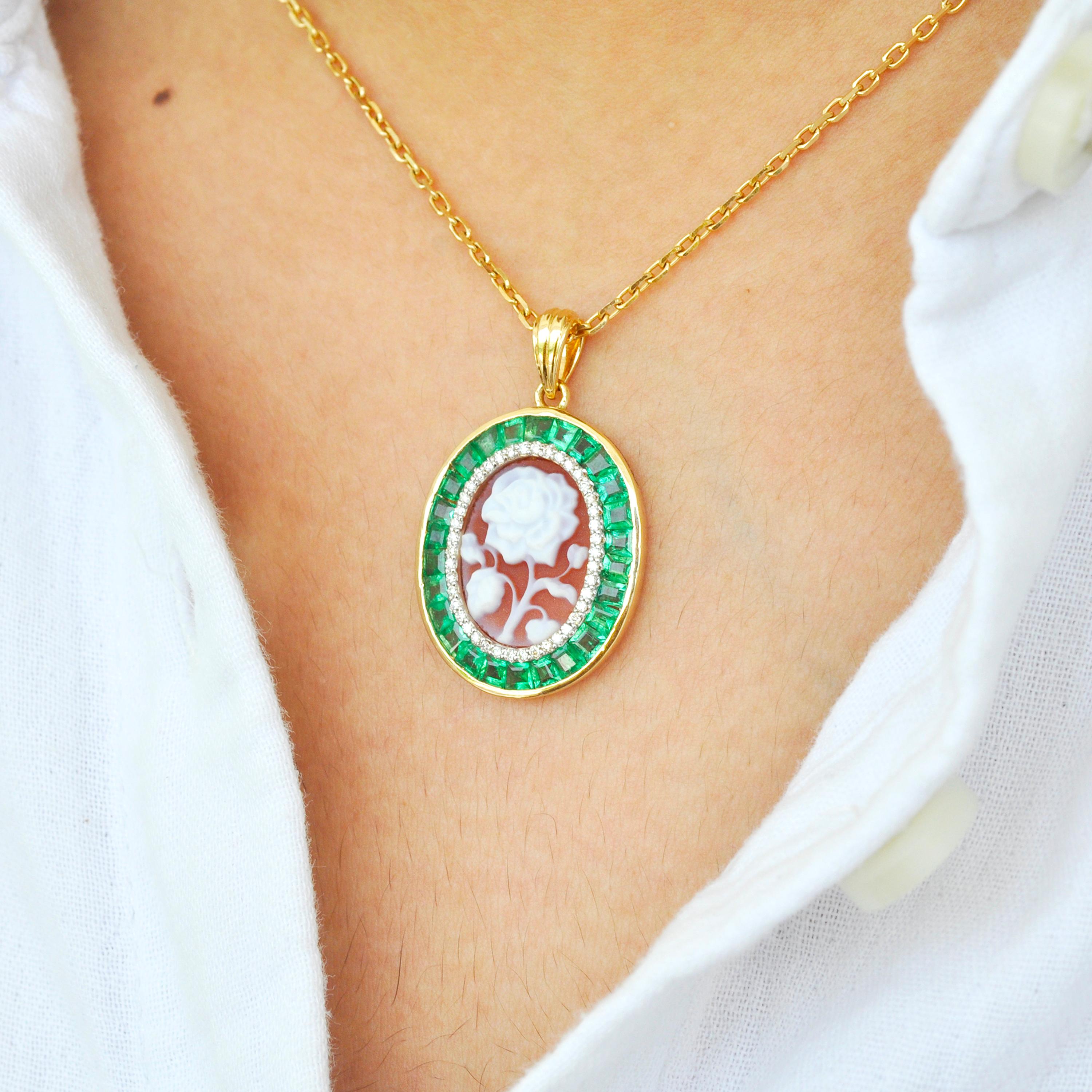 18 Karat Gold Emerald Agate Valentine Rose Cameo Diamond Pendant Necklace For Sale 9