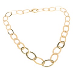 18 Karat Gold Flat Oval Link Necklace