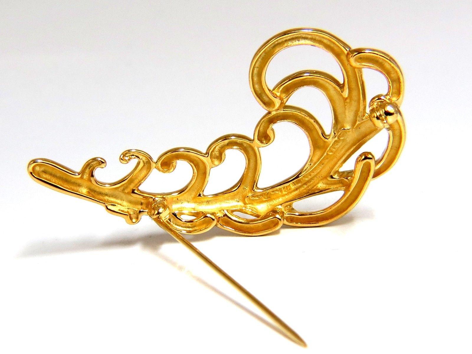 Women's or Men's 18 Karat Gold Floral Brooch Pin For Sale