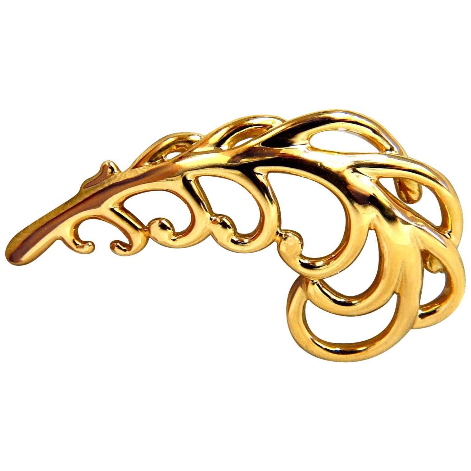 18 Karat Gold Floral Brooch Pin For Sale