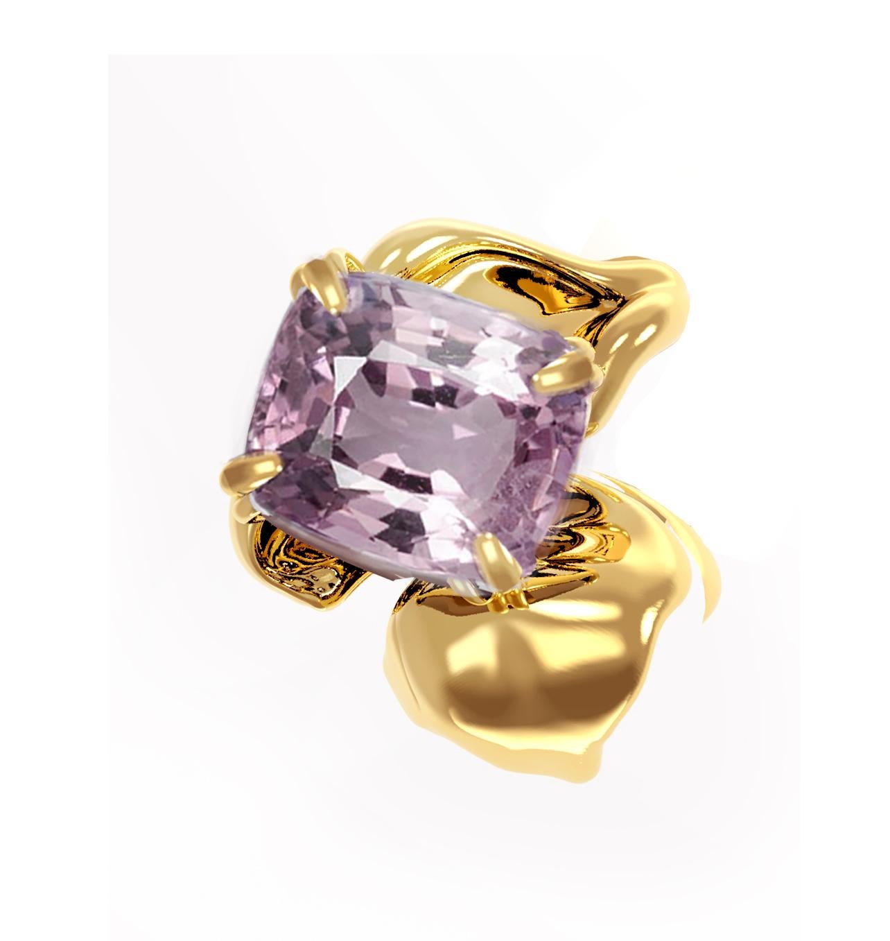 Eighteen Karat Gold Flower Contemporary Ring with Purple Cushion Spinel For Sale 7
