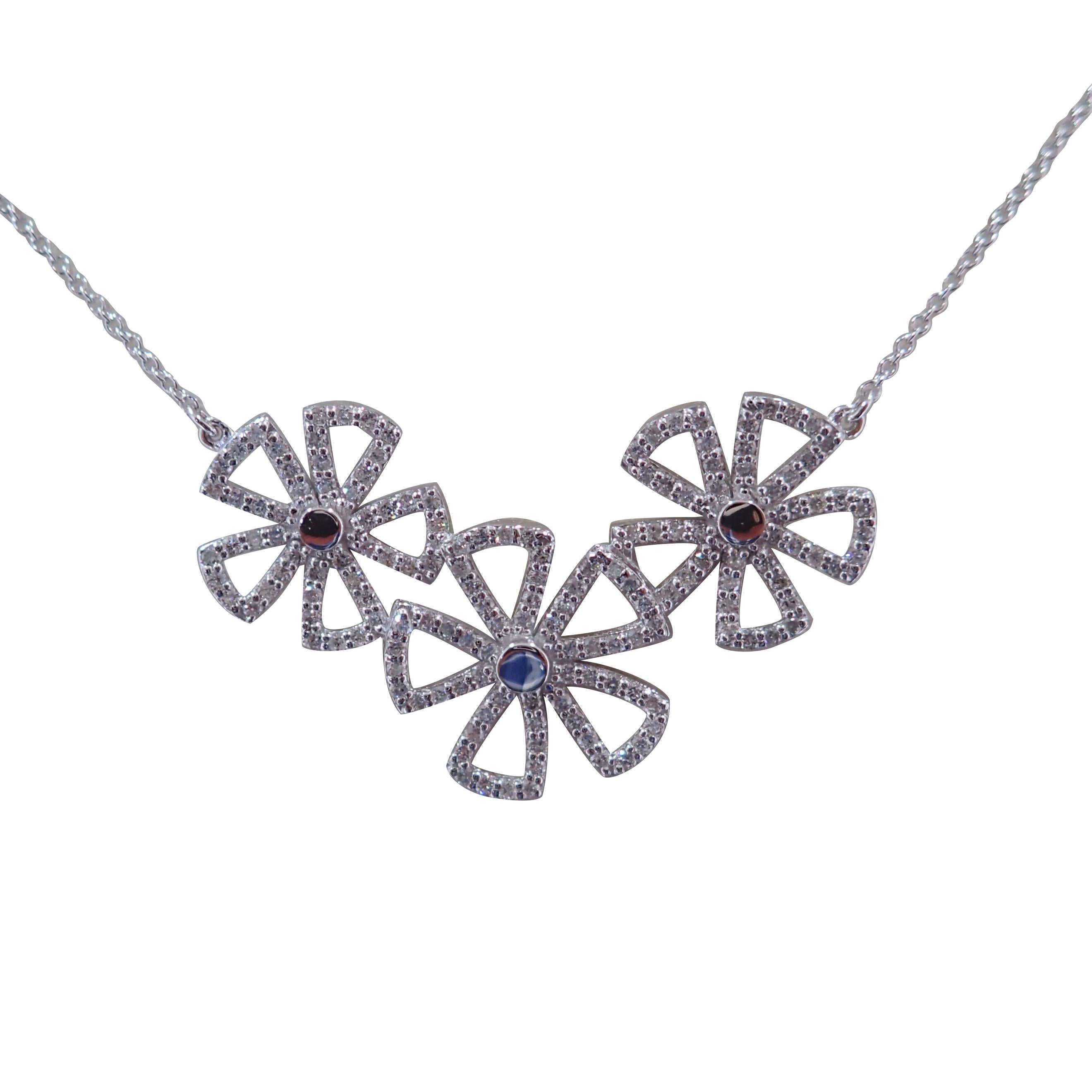 18 Karat Gold Flower Necklace with 1.12 Carat of Diamond, Botanical Collection For Sale