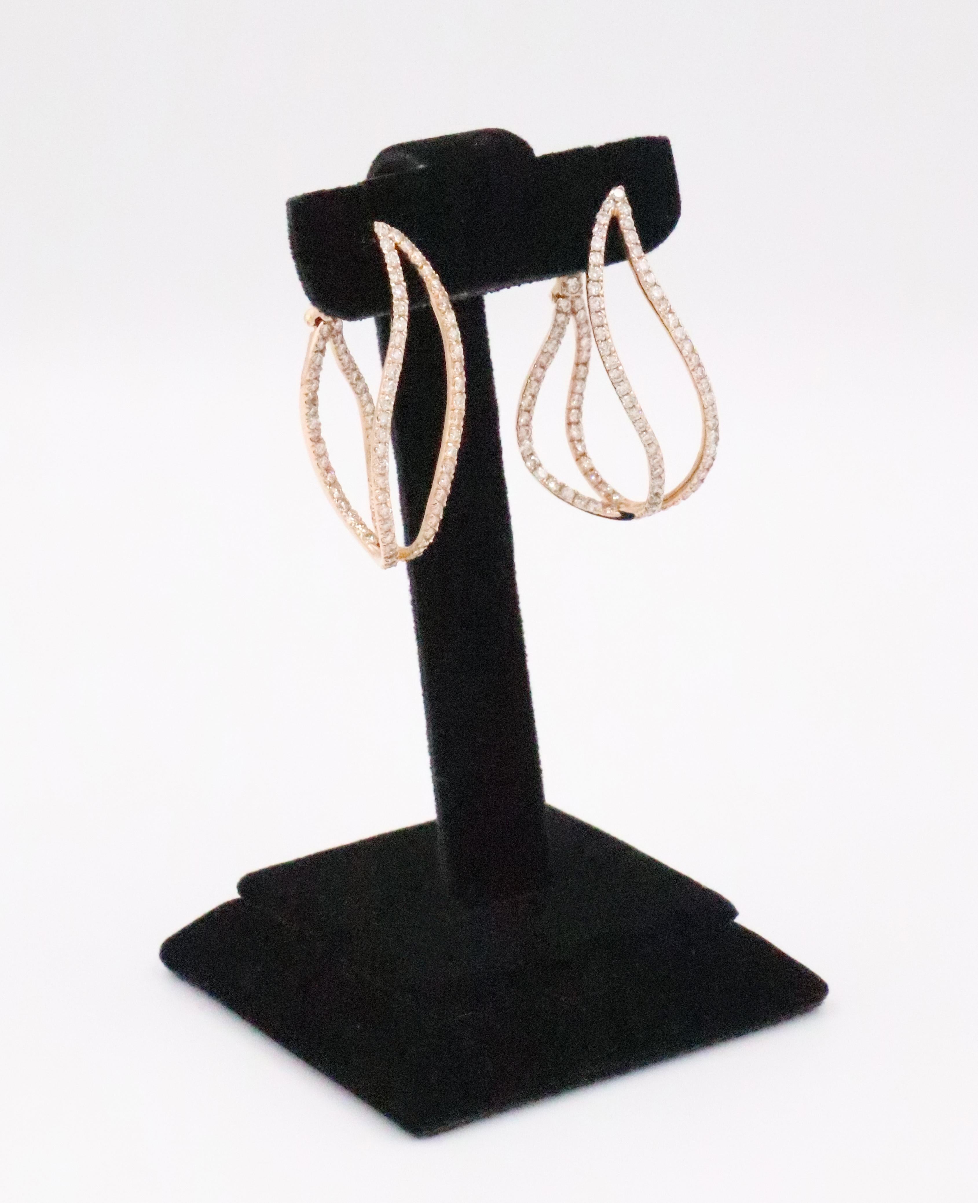 Women's or Men's 18 Karat Gold Fluid  Dangle Earrings with White Diamonds For Sale