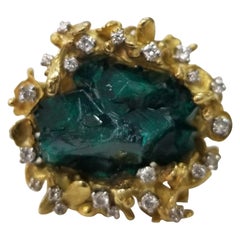 18 Karat Gold Freeform Leaf Design with Rough Emerald Cluster Diamond Ring