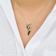 18 Karat Gold French Enamel Diamond Parrot Pendant Necklace