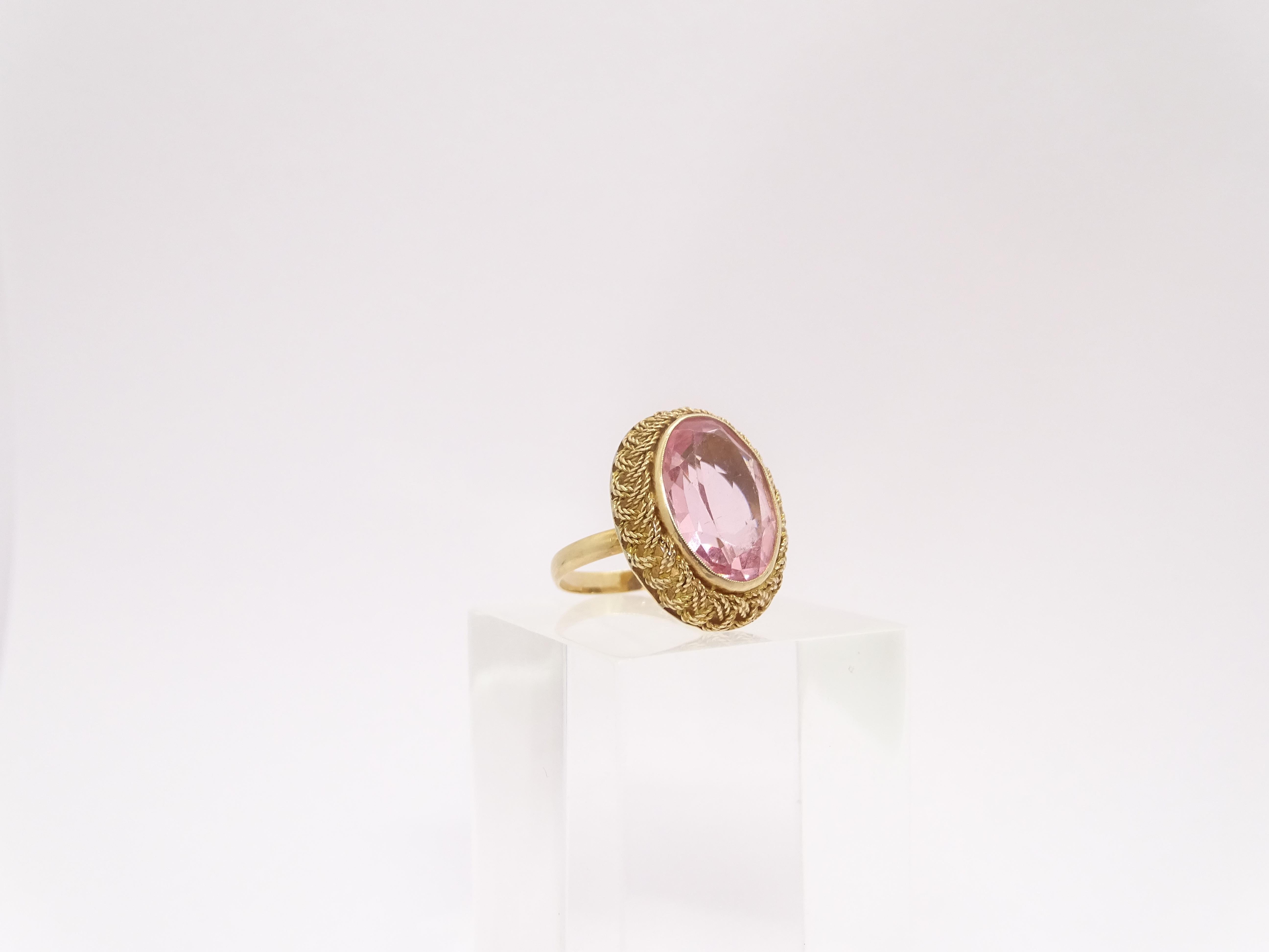 18 karat gold French ring with Rose of France, Victorian style For Sale 3