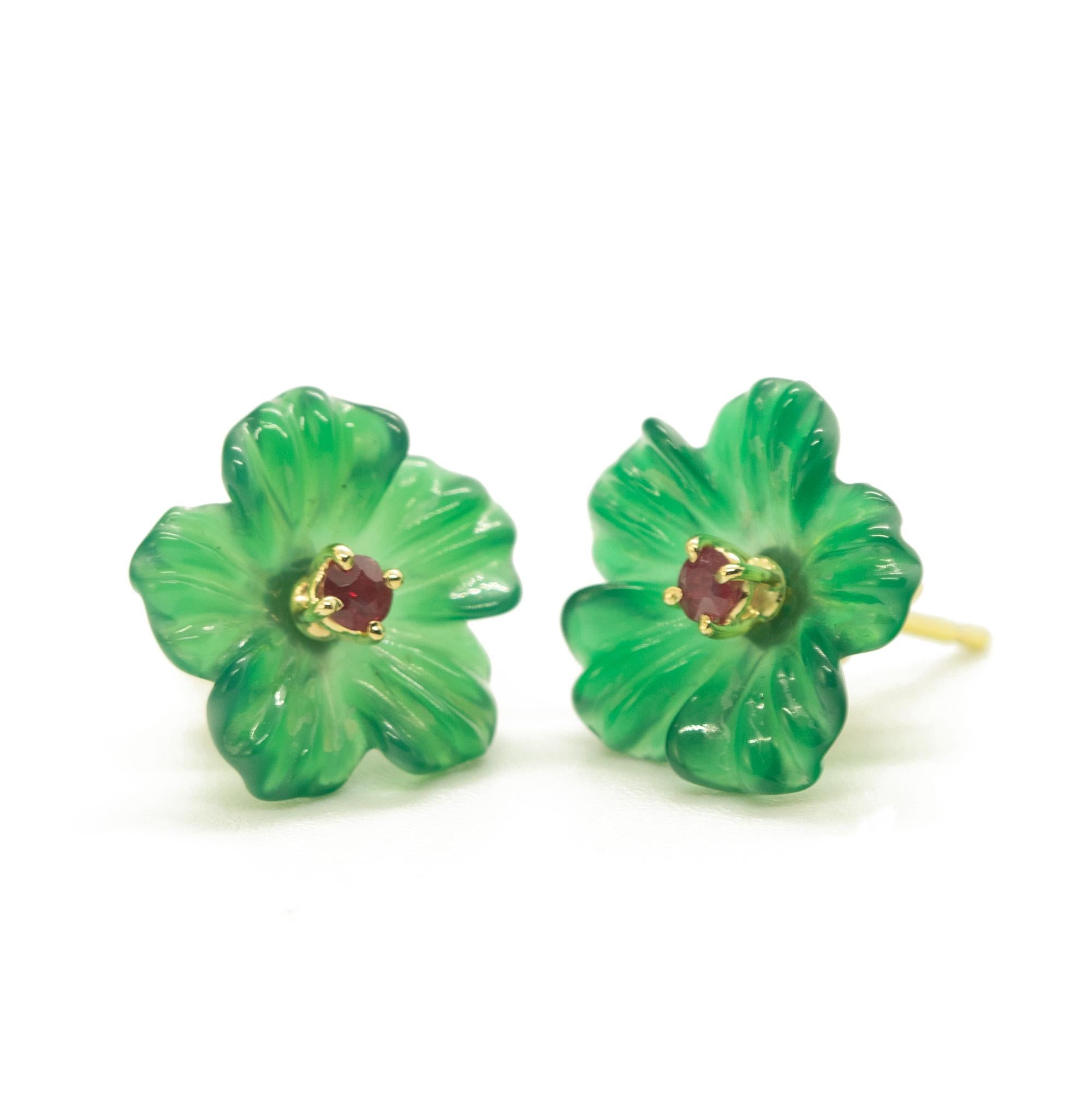 Clous d'oreilles en or 18 carats avec agate verte, rubis rouge et fleur, fabriqués à la main, Intini Jewels en vente 1