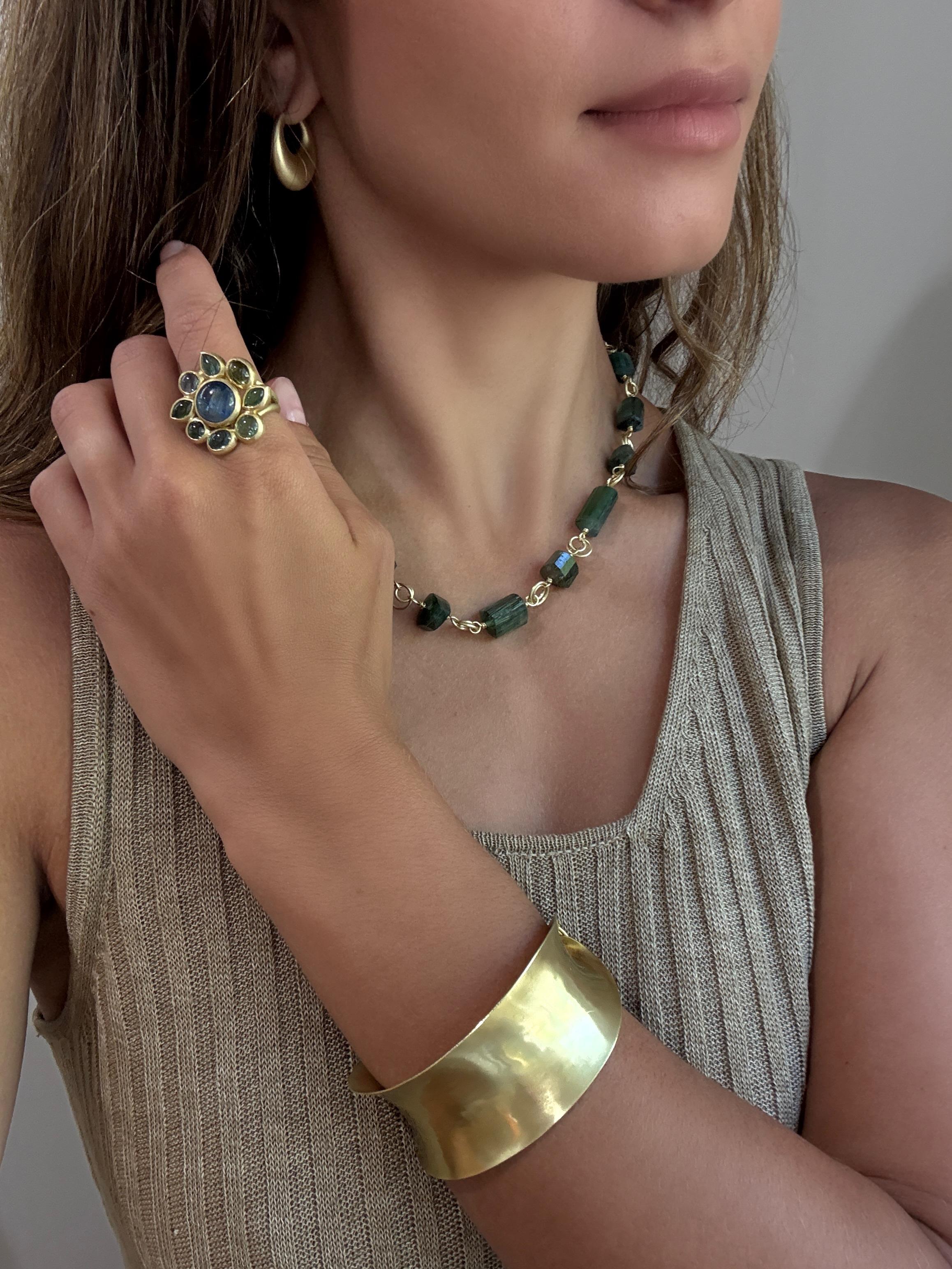 18k Gold Green Tourmaline Crystal Mixed Cut Necklace

18