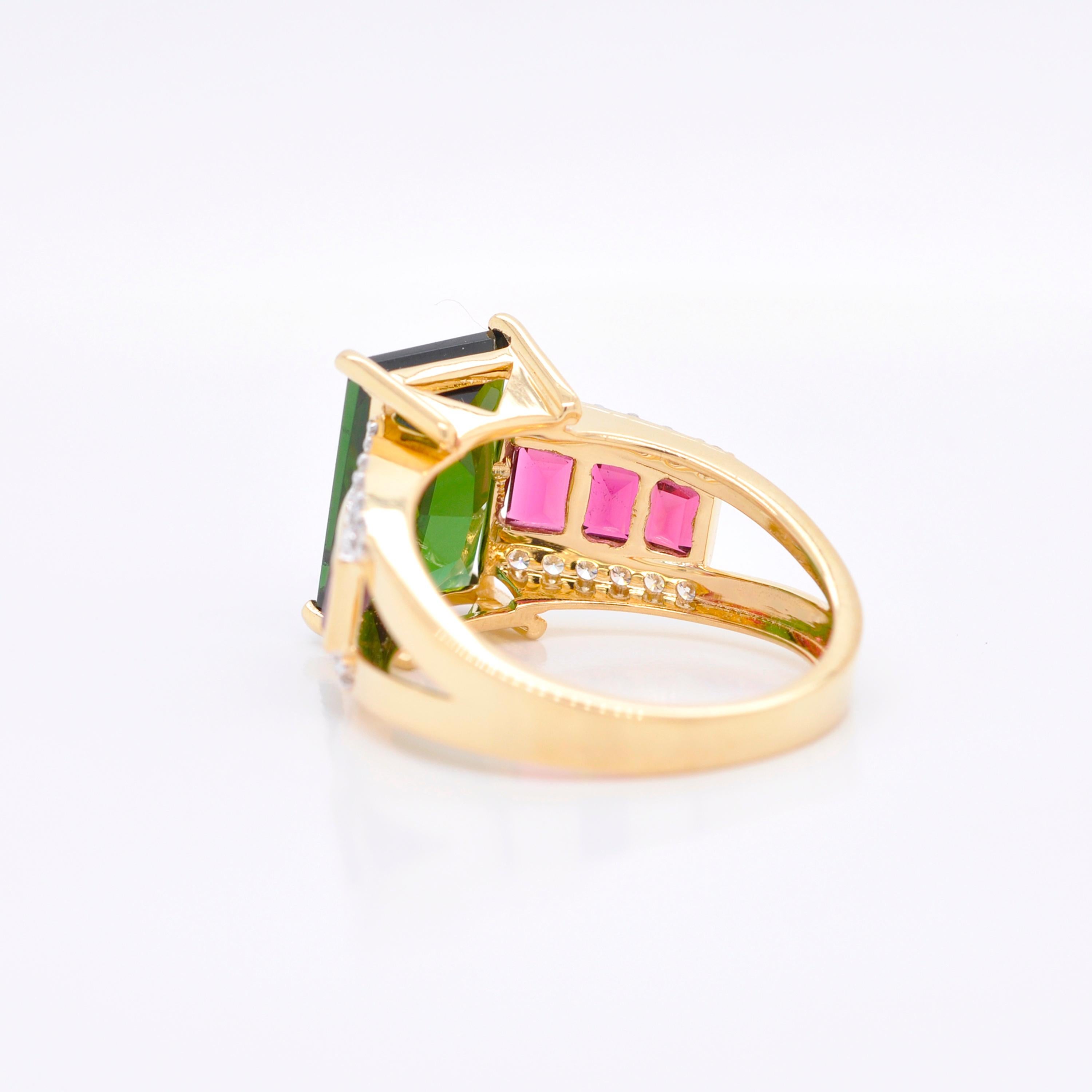 18 Karat Gold Green Tourmaline Rubellite Pink Tourmaline Baguette Diamond Ring 3