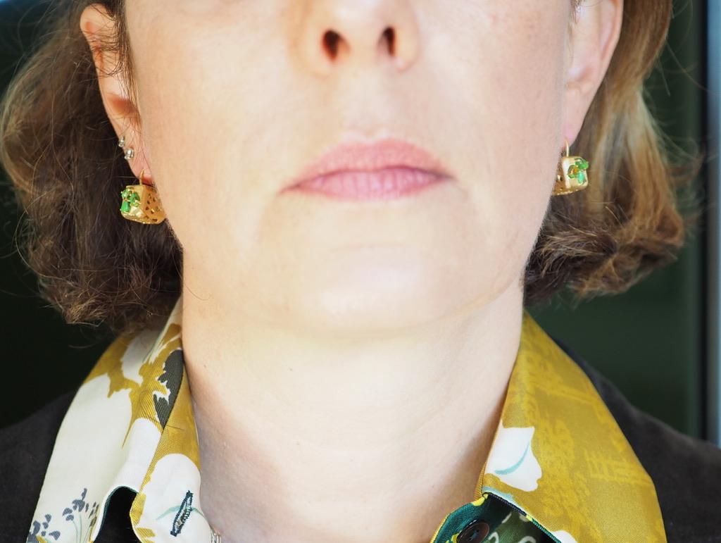 18 Karat Gold Green Turquoise Earrings In New Condition For Sale In Milan, IT