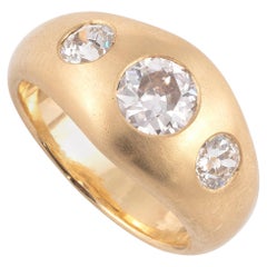 18 Karat Gold Half-Ring Ring Set with Three Old Fashioned Cut Diamonds