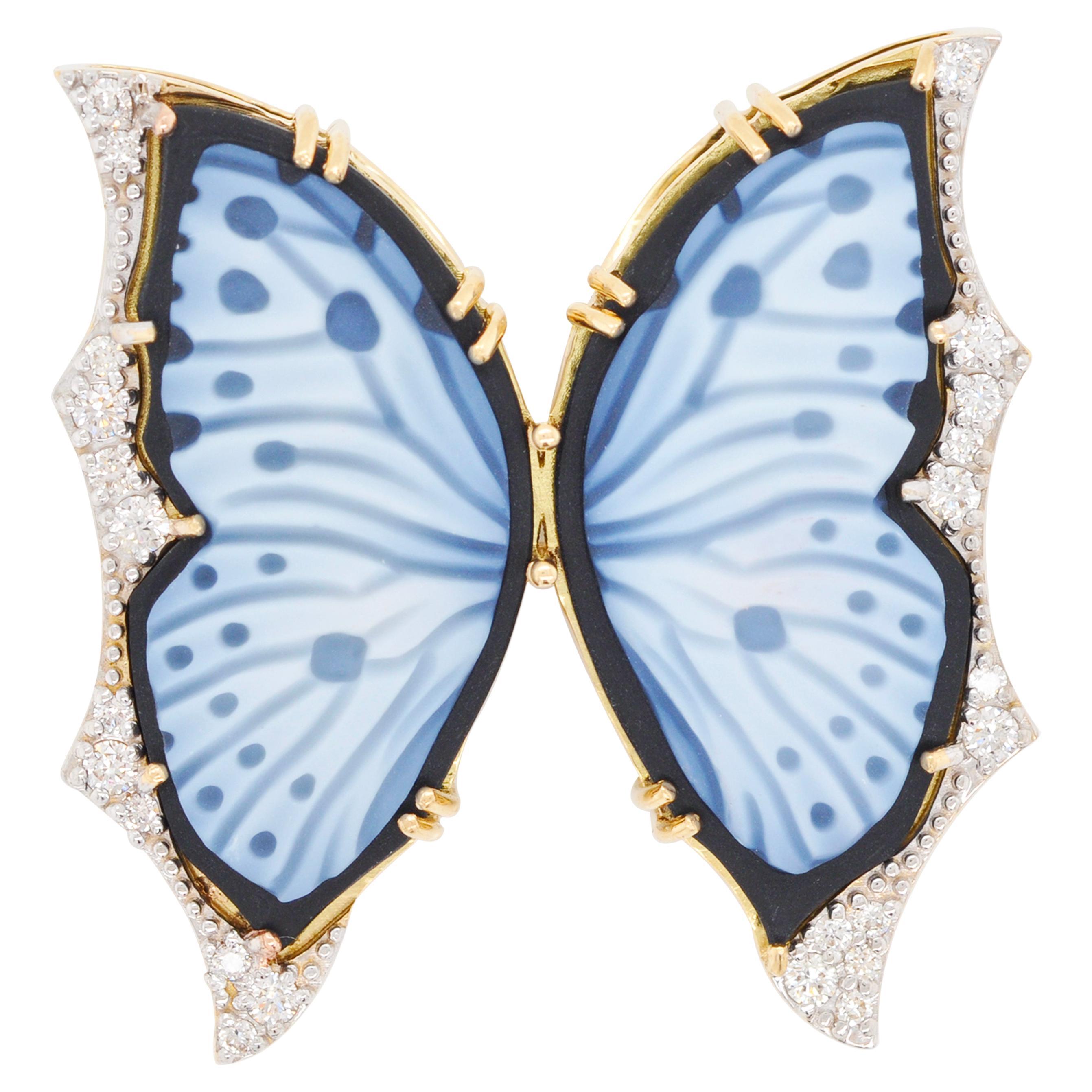 18 Karat Gold Agate Chalcedony Hand-Carved Butterfly Diamond Pendant Brooch For Sale