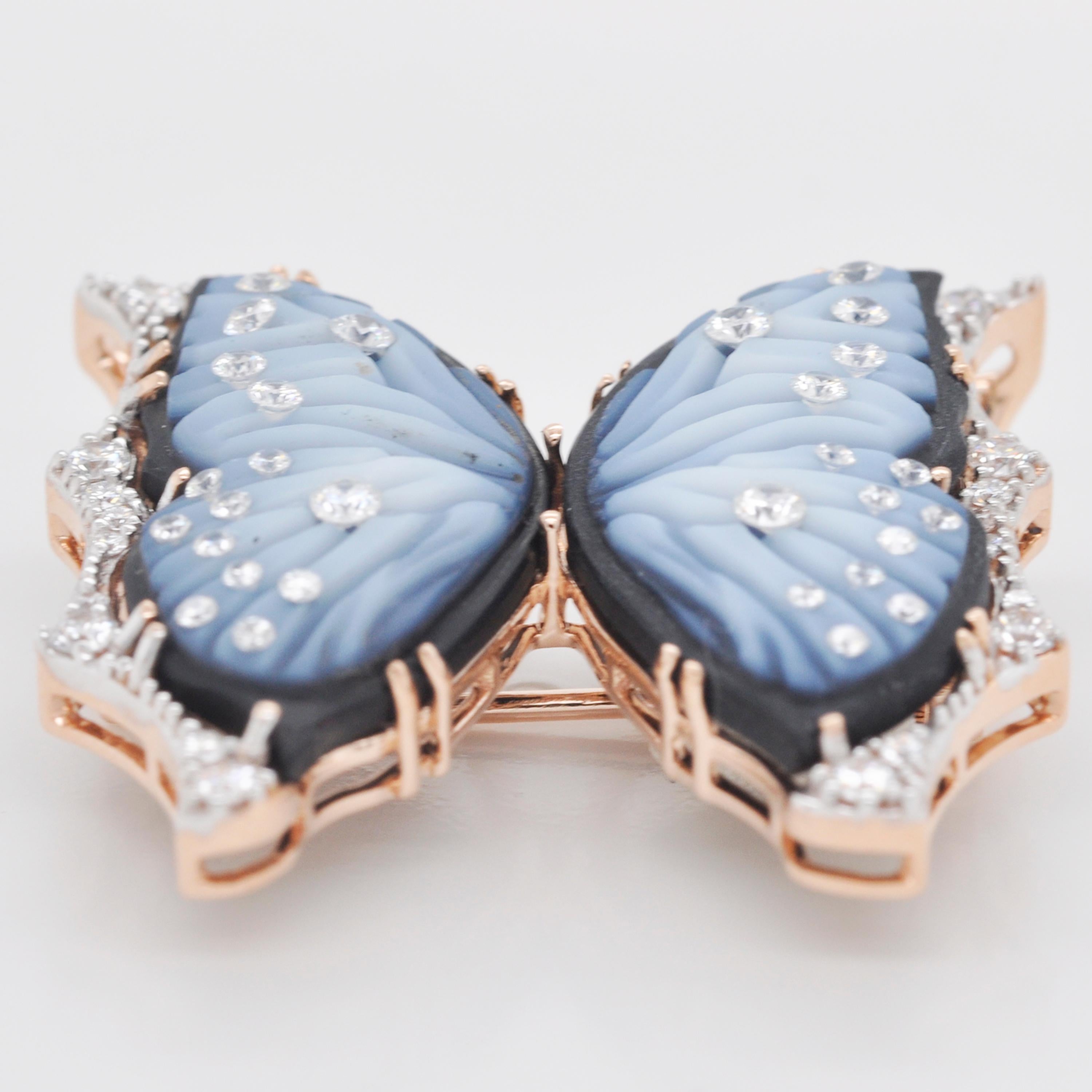 Collier pendentif papillon en or 18 carats et diamants avec agate noire sculptée à la main en vente 5