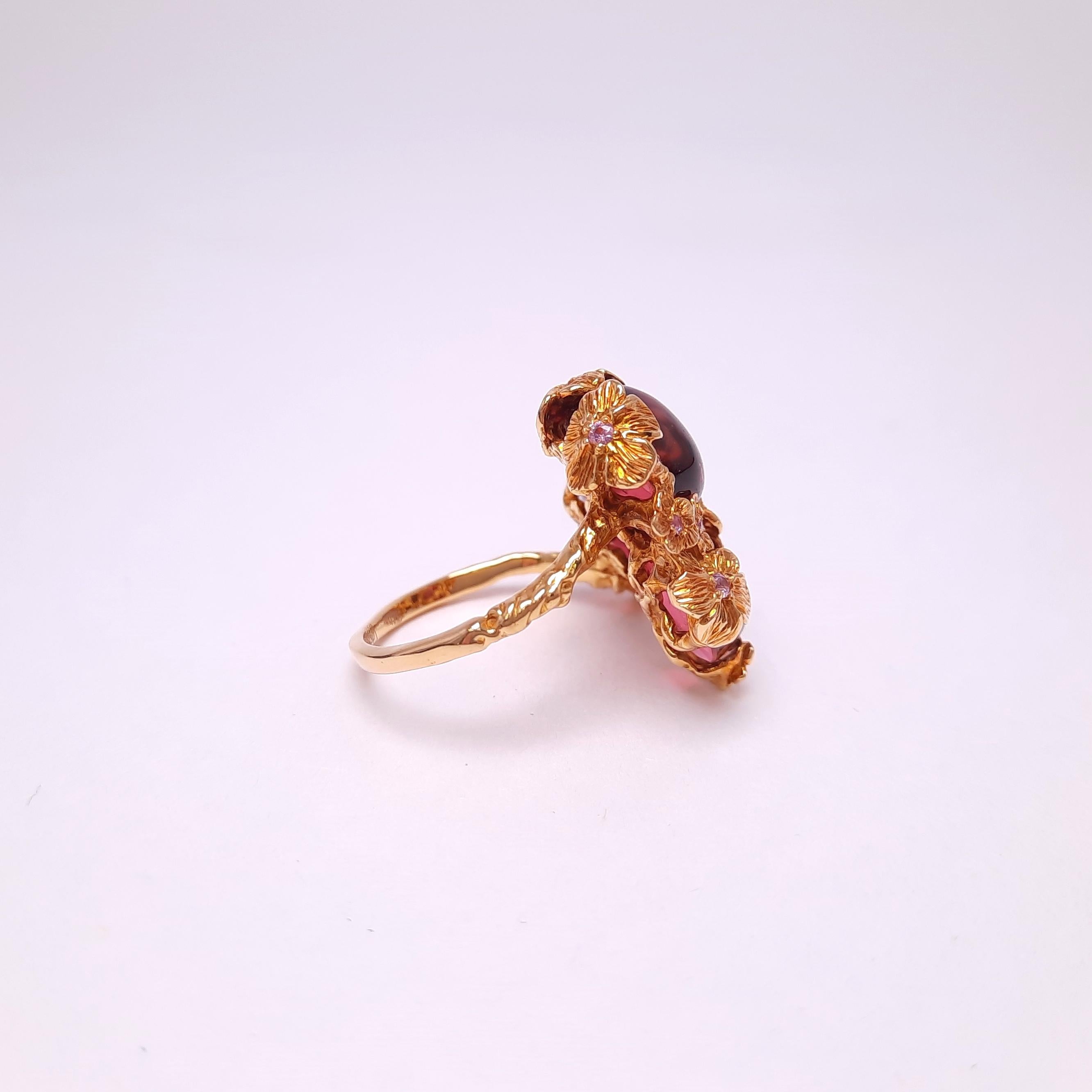 Round Cut 18 Karat Gold Handmade Rubellite pink tourmaline Ring For Sale