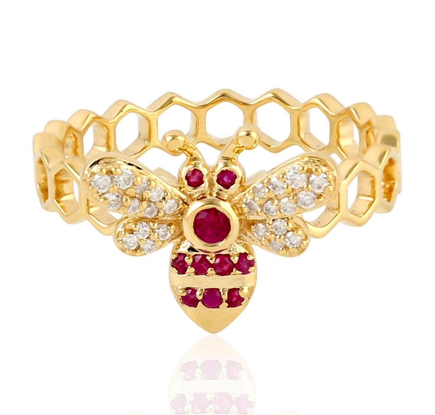For Sale:  18 Karat Gold Honey Bee Diamond Ruby Ring 4