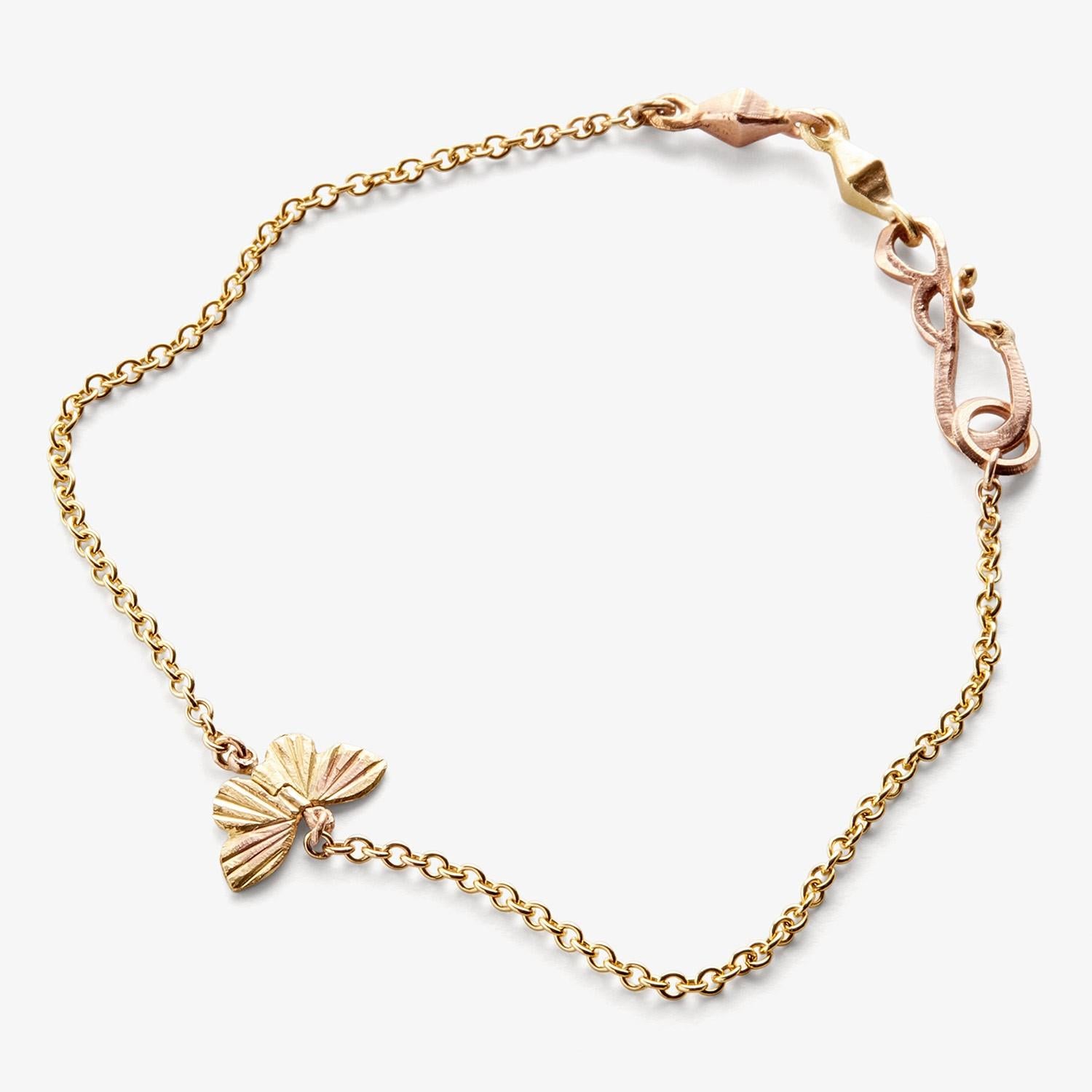 Contemporary 18 Karat Gold Inlay 14k Gold Tiny Asterope Hinge Butterfly Chain Bracelet  For Sale