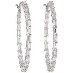 Créoles en or 18 carats avec diamants baguettes à l'intérieur et à l'extérieur
