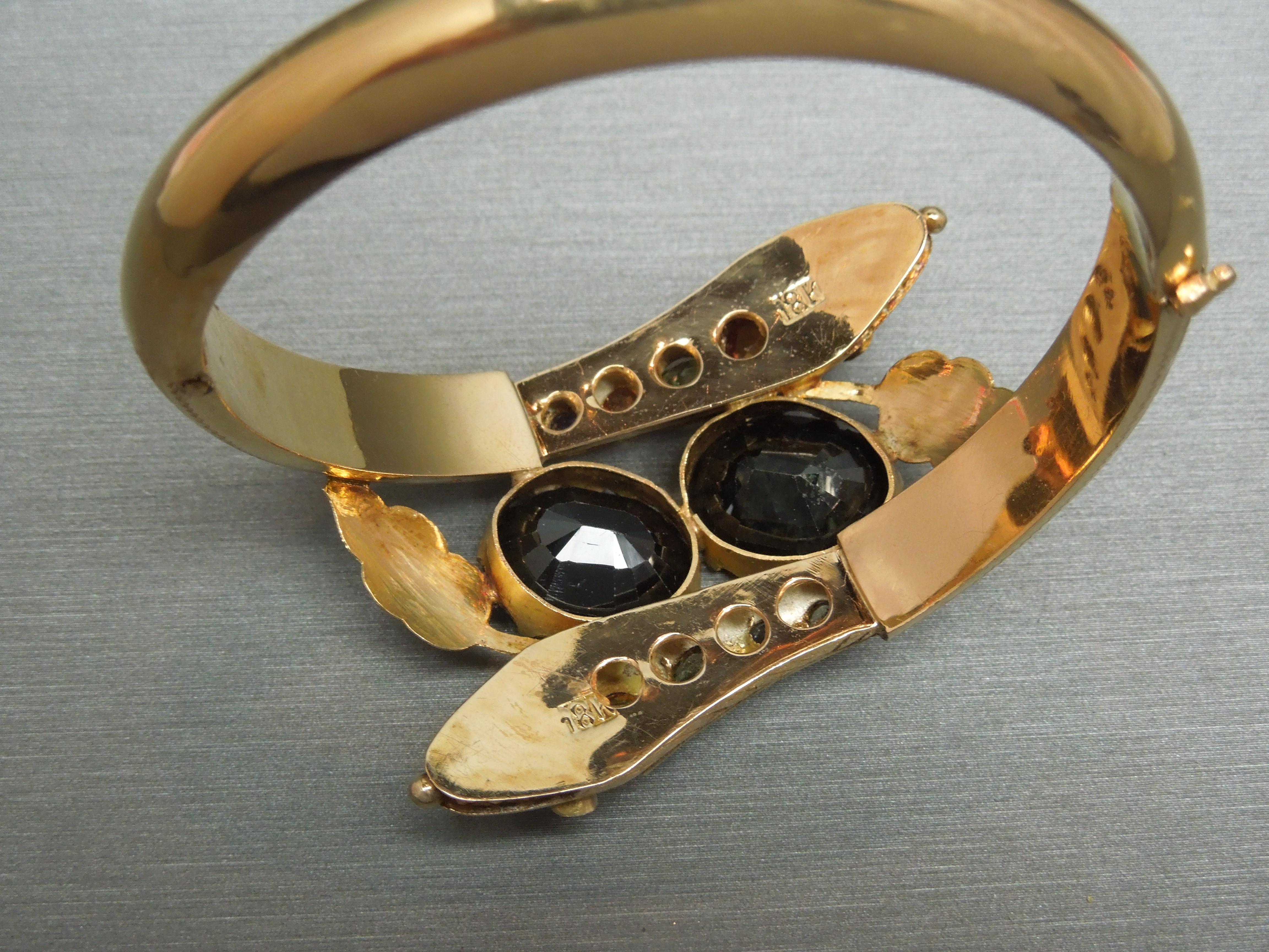 18 Karat Gold Jeweled Snake Bracelet For Sale 3