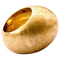 Vintage 18 Karat Gold Large Bombe Ring