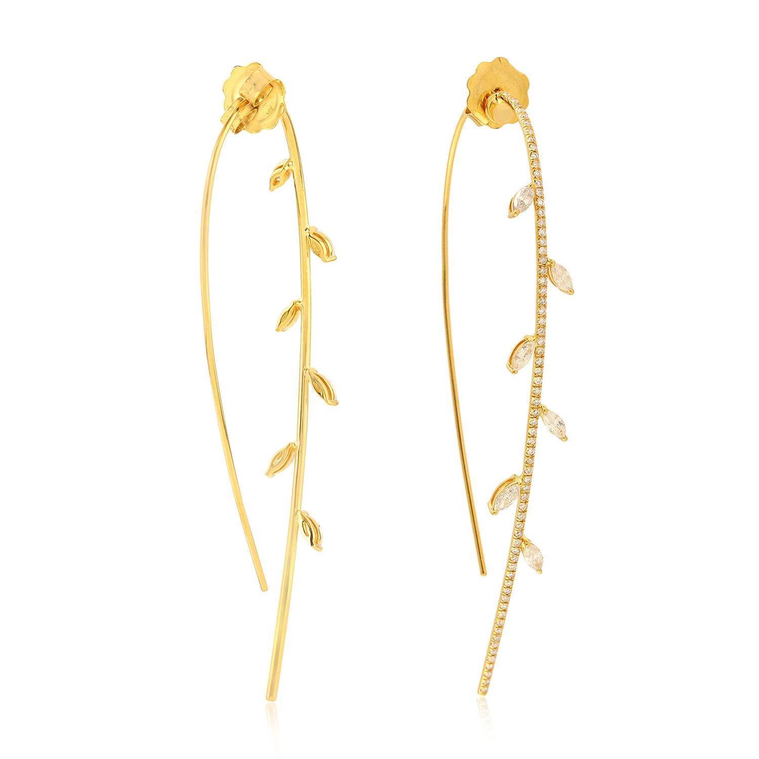 Contemporary 18 Karat Gold Leaf Diamond Earrings For Sale