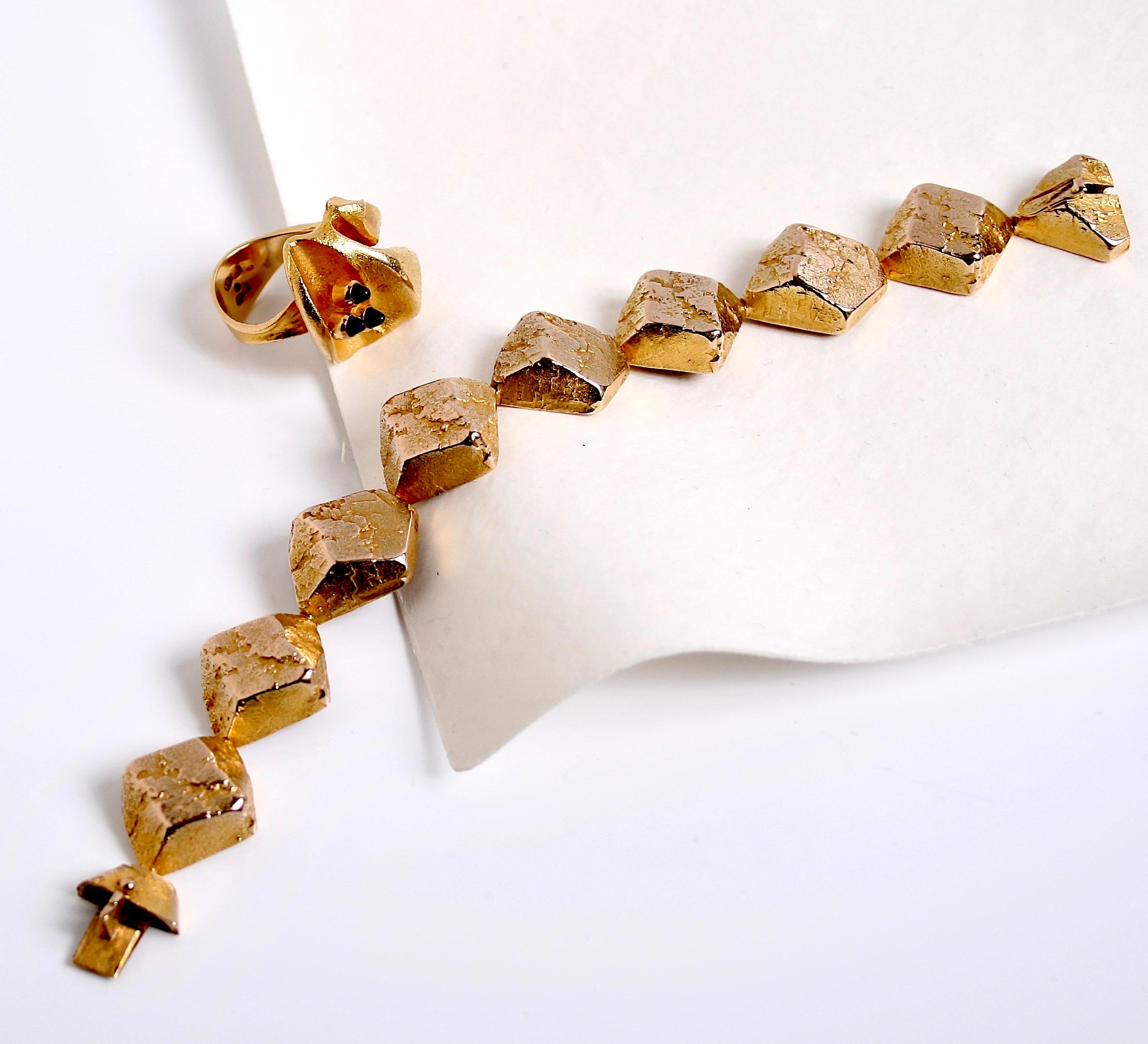  18 Karat Gold Link Bracelet Designed by Bjorn Weckstrom Finland In Good Condition For Sale In London, GB
