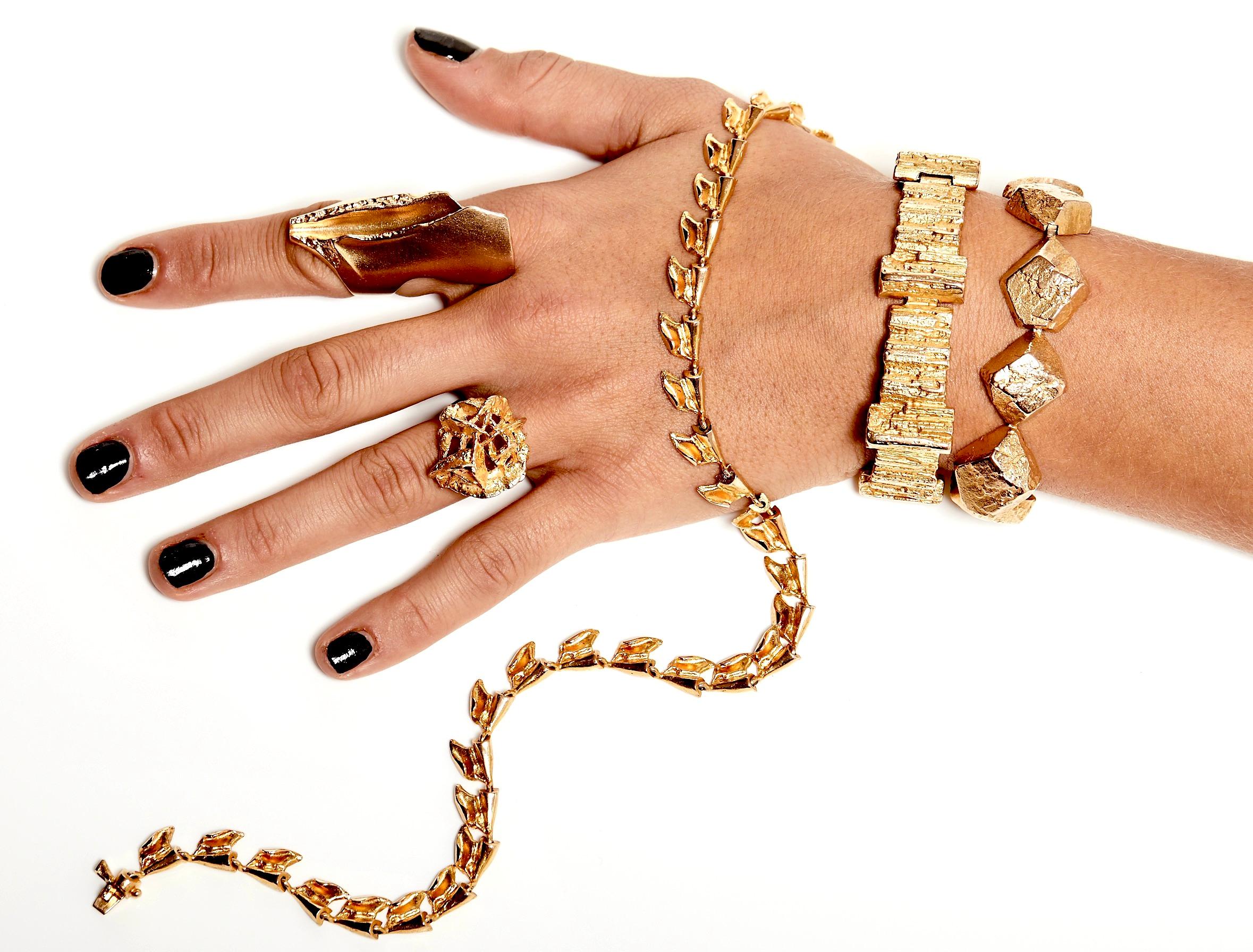 Women's  18 Karat Gold Link Bracelet Designed by Bjorn Weckstrom Finland For Sale