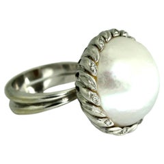 18 Karat Gold, Mabe Pearl and Diamond Ring