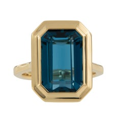 18 Karat Gold "Manhattan Collection" 9.48 Ct. London Blue Topaz Ring by Goshwara