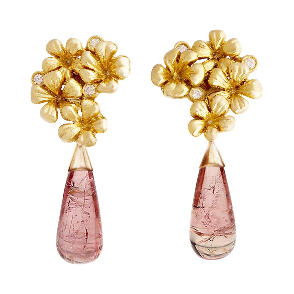 Yellow Gold Modern Drop Transformer Plum Clip-On Earrings with Pink Tourmaline For Sale