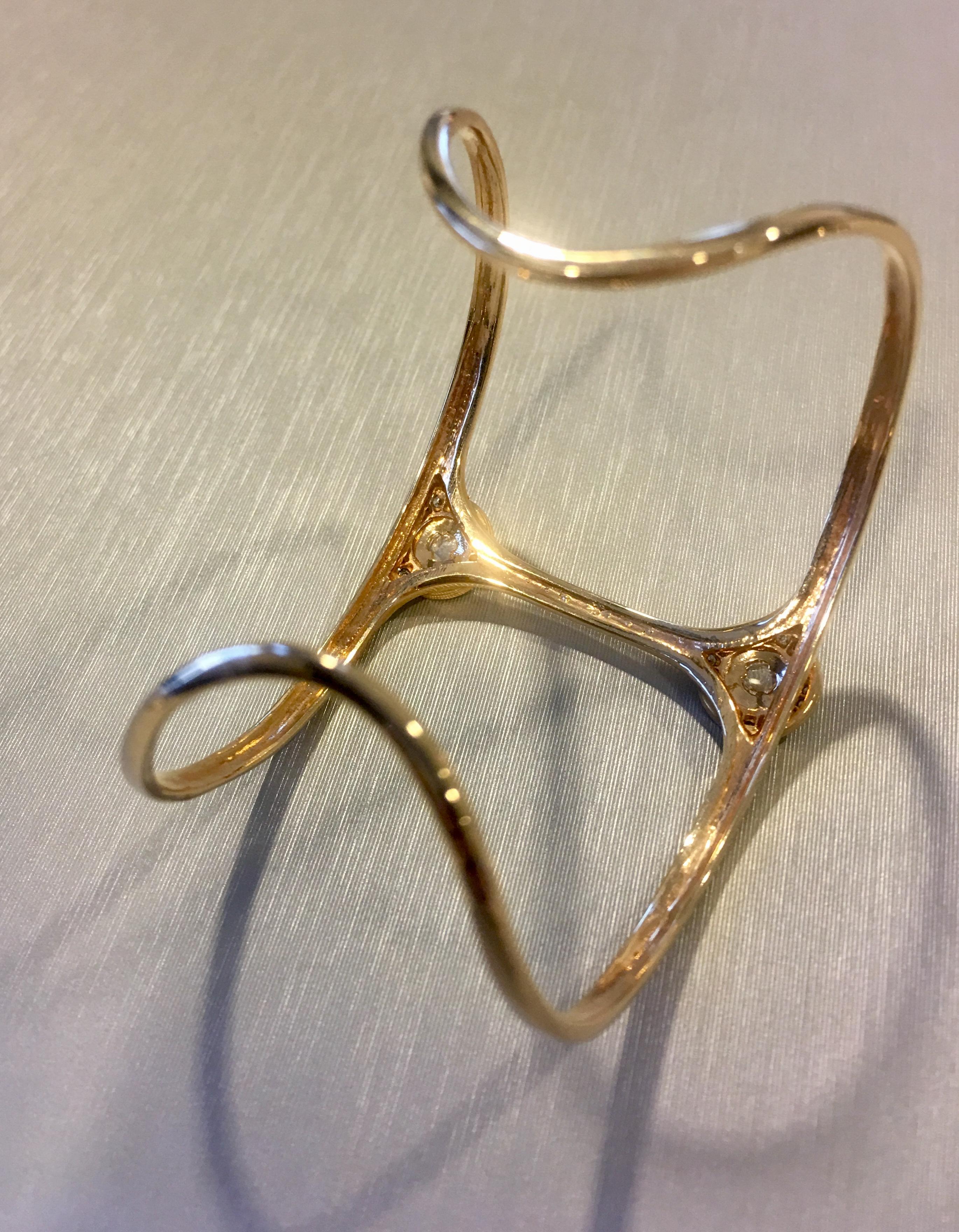 18 Karat Gold Monan 1.44 Carat Diamond Cuff Bracelet In New Condition In Istanbul, TR