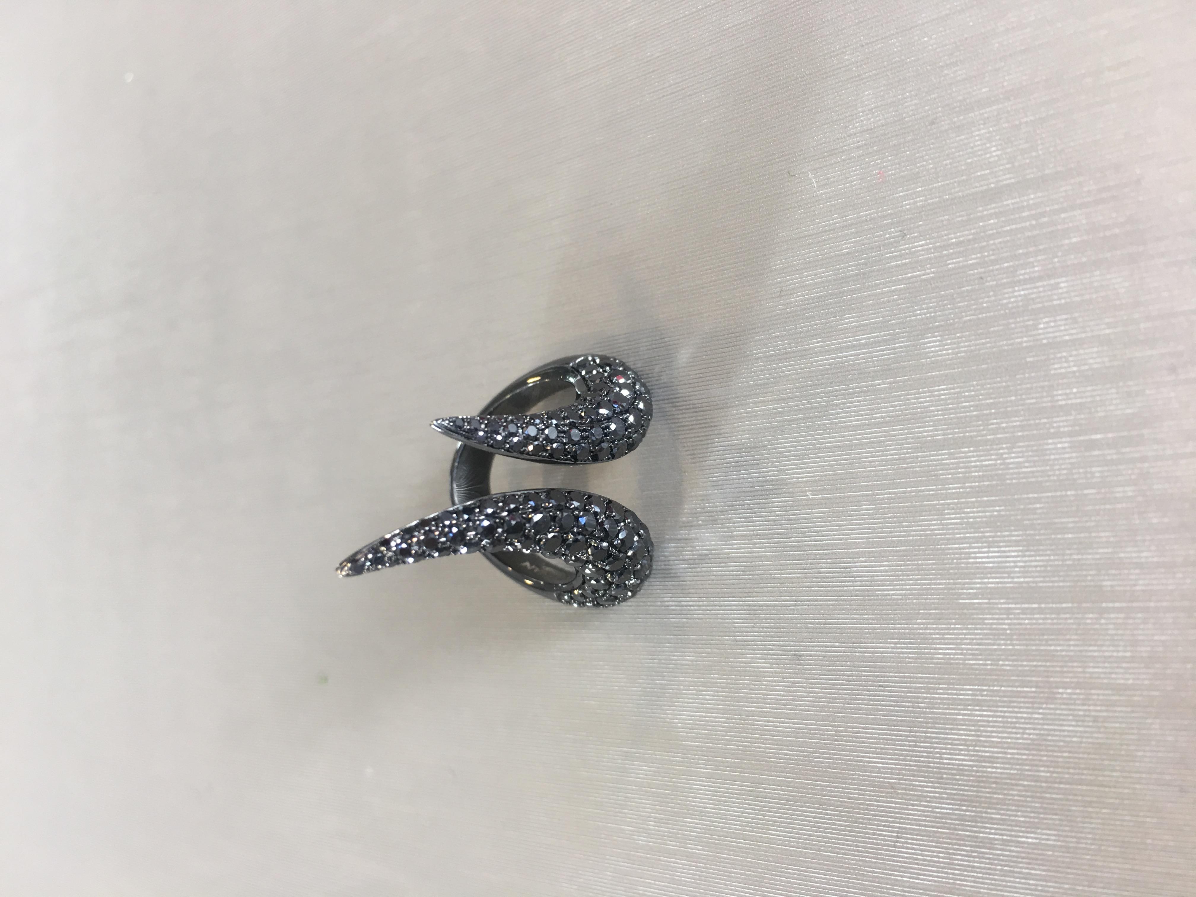 Round Cut 18 Karat Gold Monan Maleficent 3.46 Carat Black Diamond Two Rings For Sale