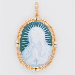 18 Karat Gold Mother Mary Agate Carving Cameo Diamond Pendant Necklace