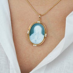 18 Karat Gold Mother Mary Agate Carving Cameo Diamond Pendant Necklace