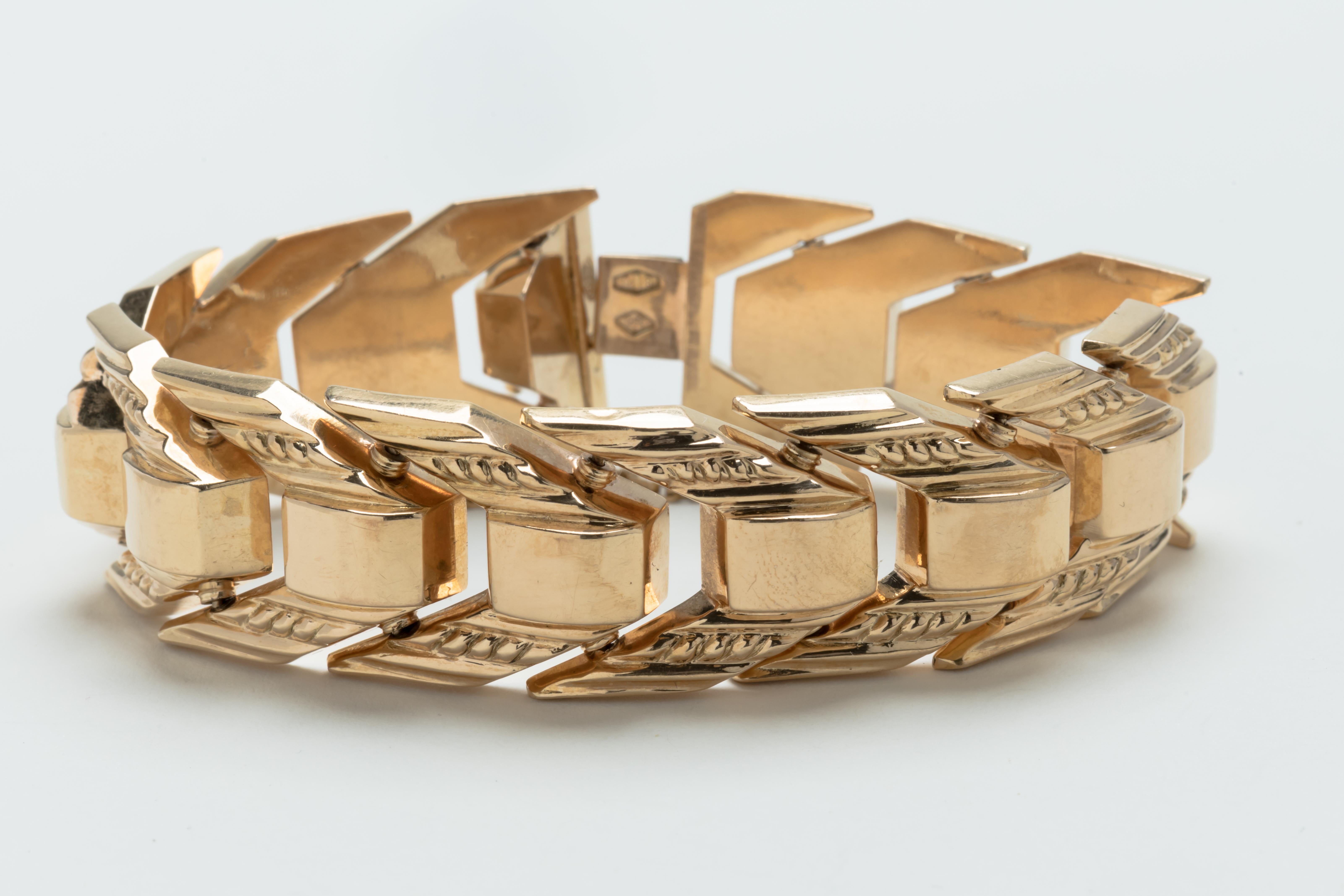 18 Karat Gold Multi-Linked Italian Bracelet 2