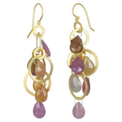 Boucles d'oreilles en or 18 carats avec briolette en saphir Umba
