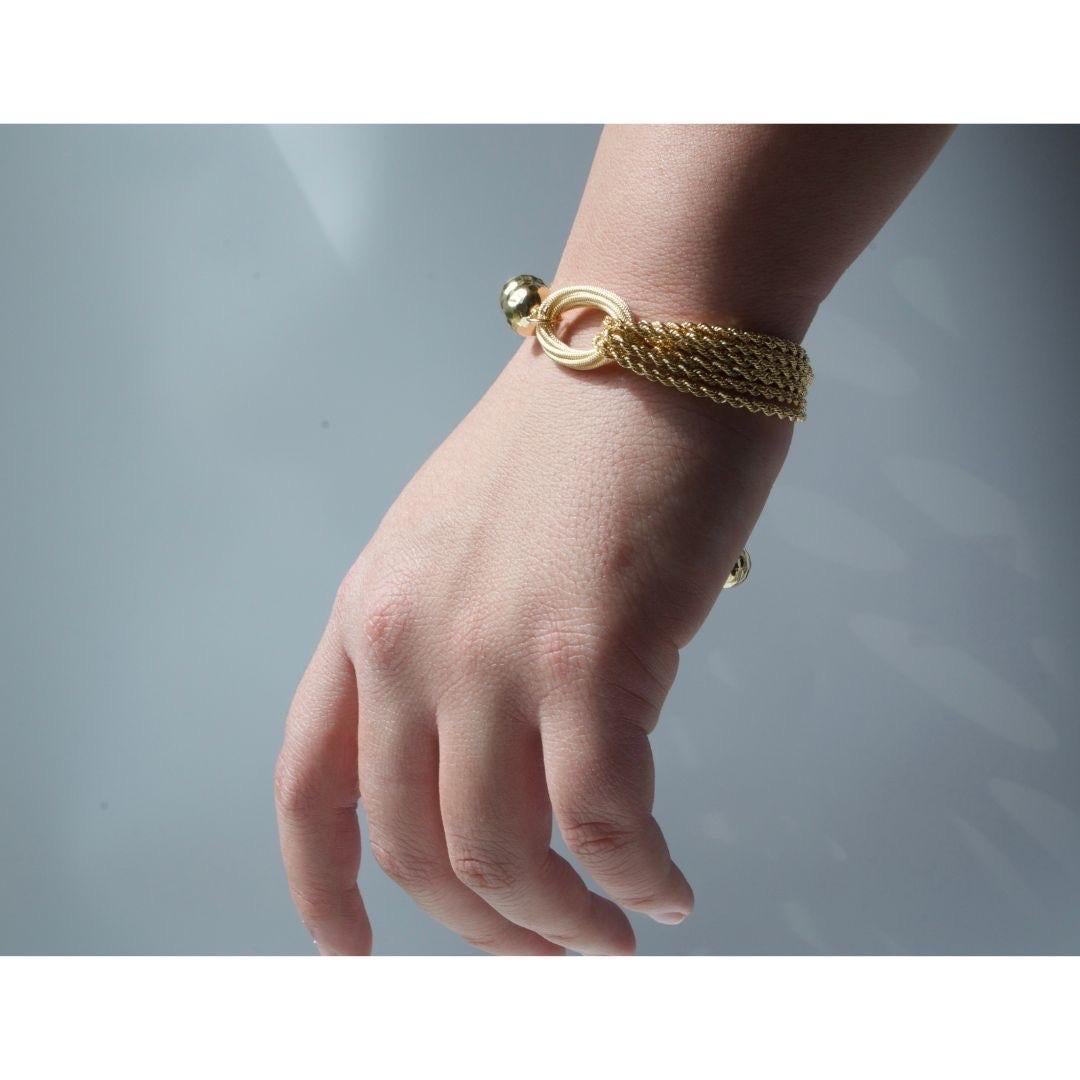 18 Karat Gold Multi-Strand Beaded Chain Bracelet In New Condition For Sale In Ridgefield, CT