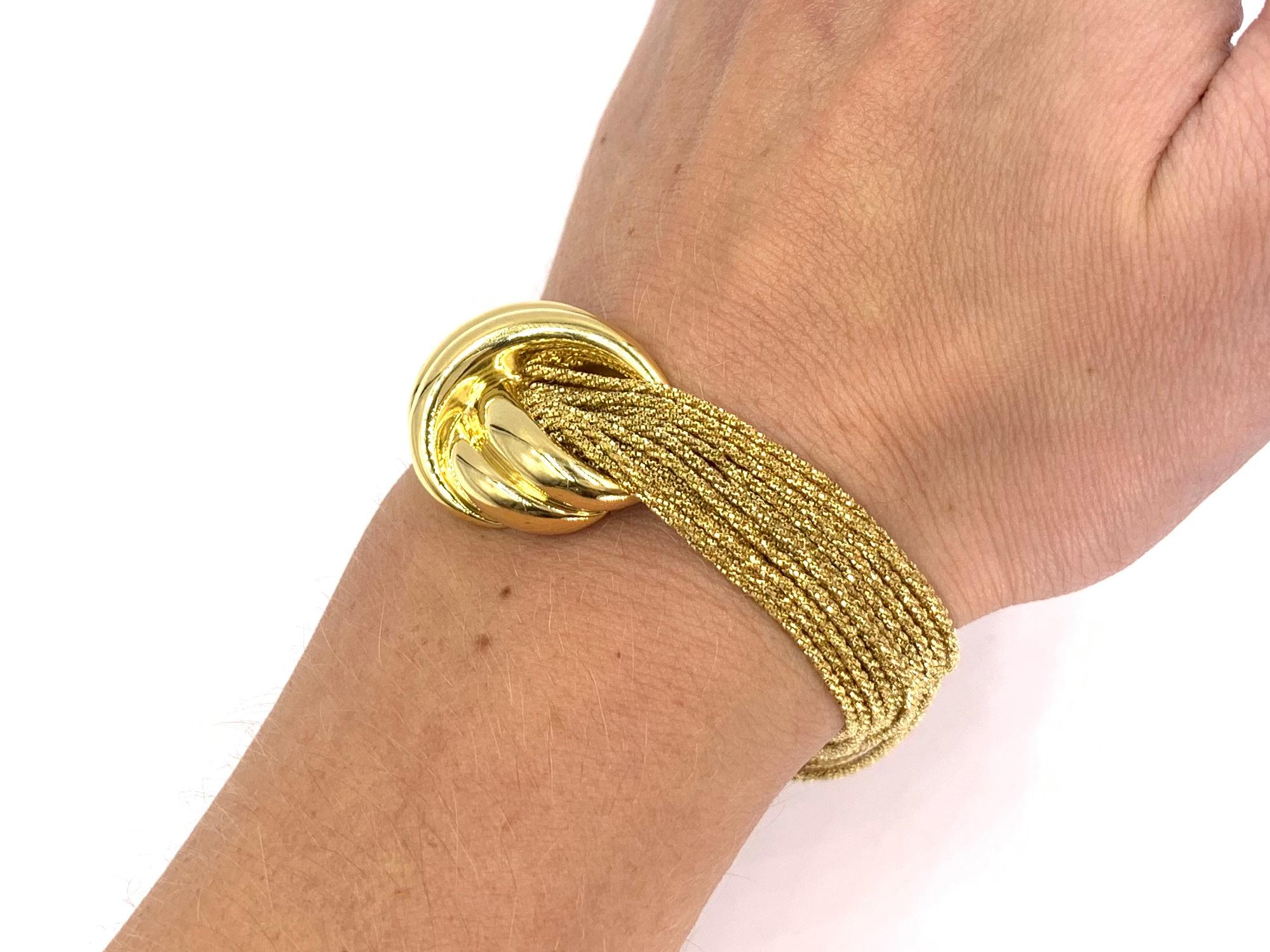 18 Karat Gold Multi-Strand Bracelet by Yuri Ichihashi In Excellent Condition For Sale In Pikesville, MD