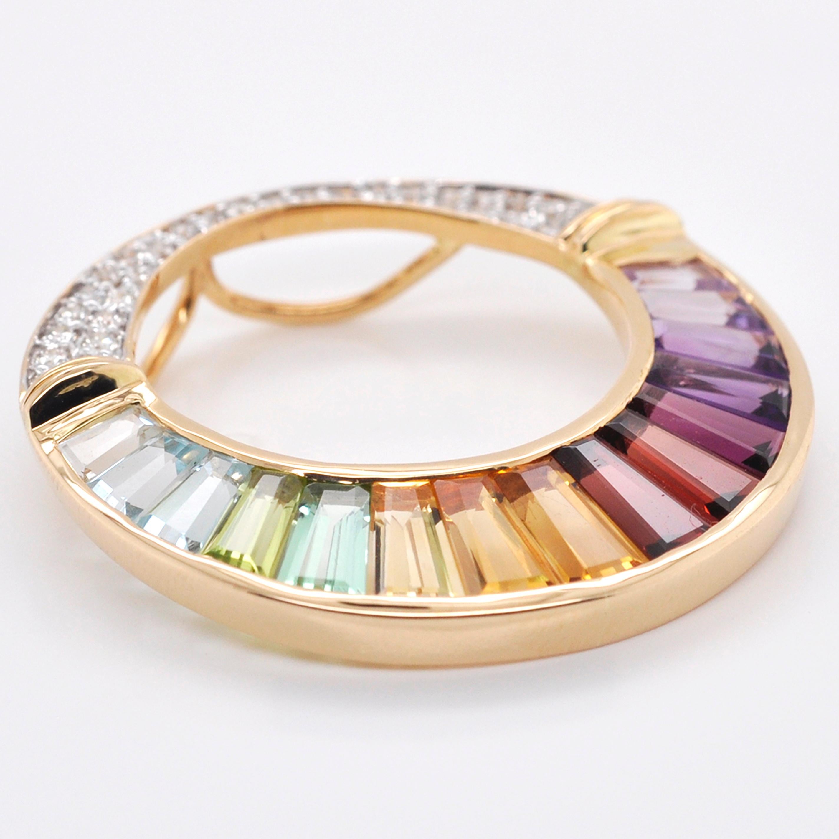 18K Gold Rainbow Gemstones Baguette Diamond Circular Pendant Necklace Brooch In New Condition For Sale In Jaipur, Rajasthan