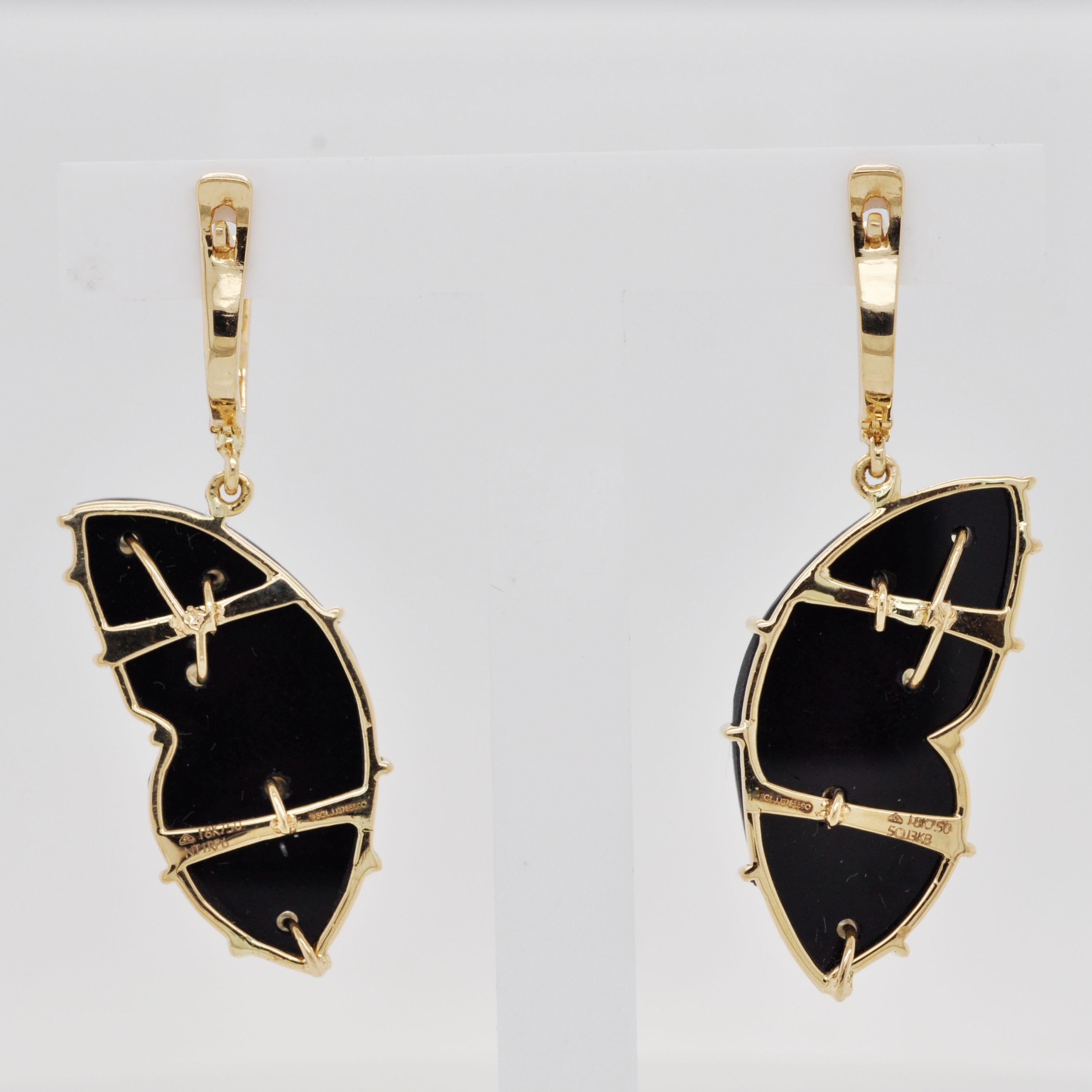 Pendants d'oreilles en or 18 carats, agate naturelle sculptée à la main, papillon et diamant en vente 4