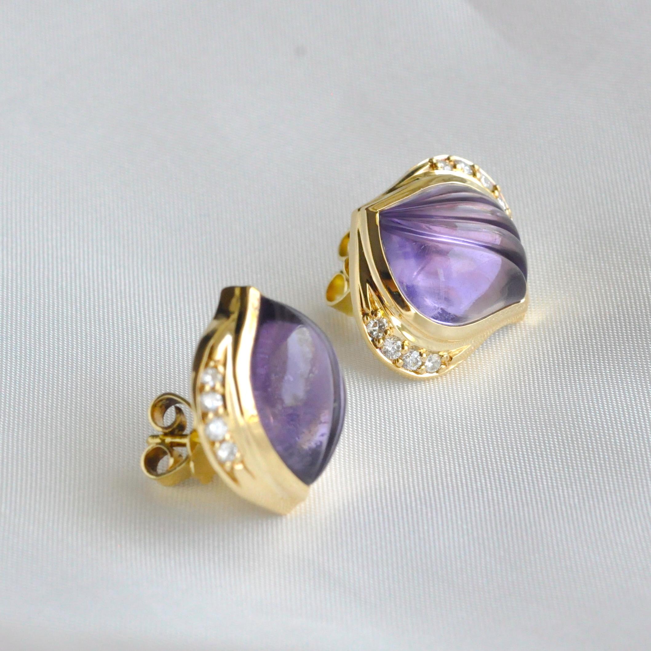 18 Karat Gold Natural Amethyst Carving Diamond Stud Earrings In New Condition For Sale In Jaipur, Rajasthan