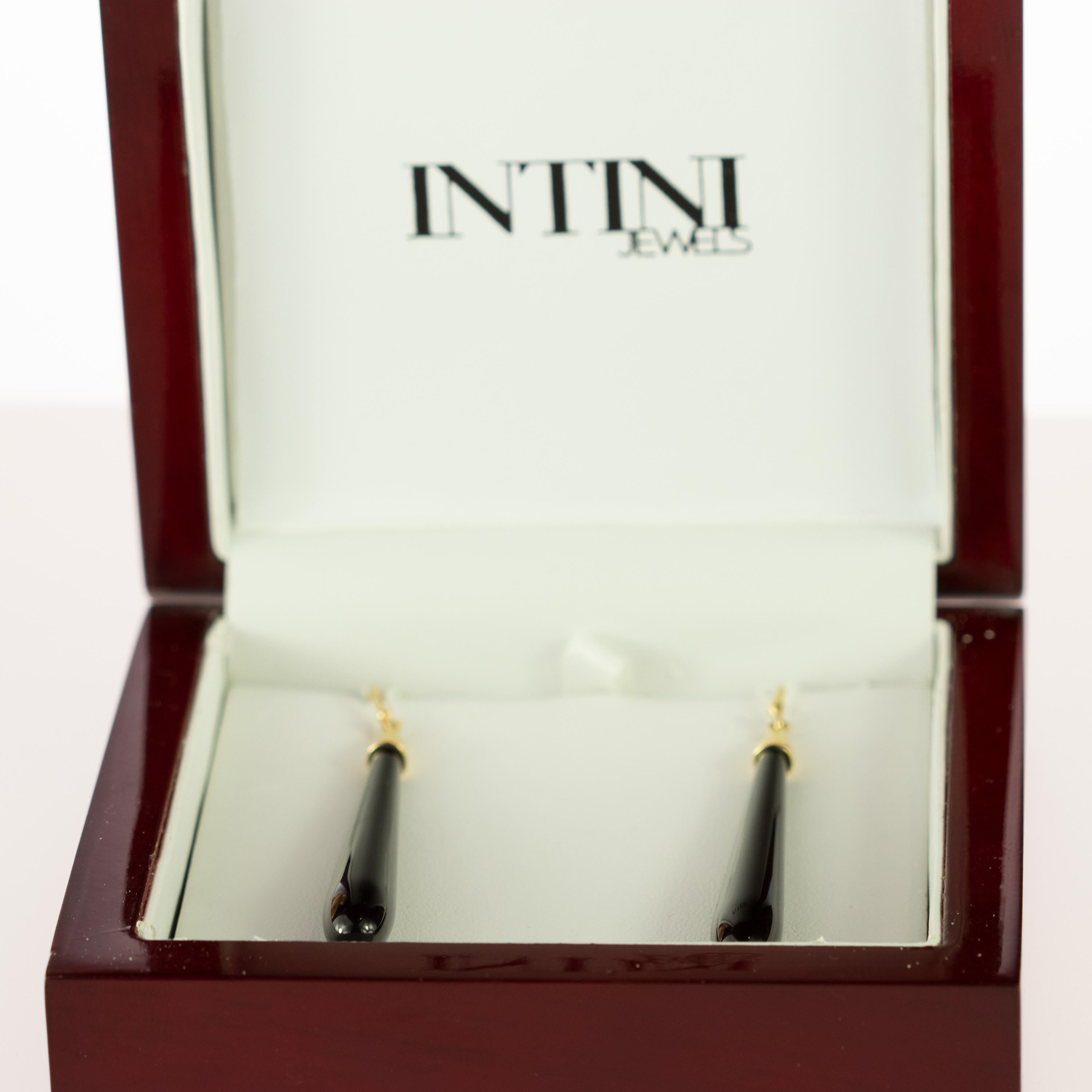 Orecchini da cocktail lunghi con goccia a lacrima in oro naturale 18 carati, agata nera, in grassetto in vendita 1