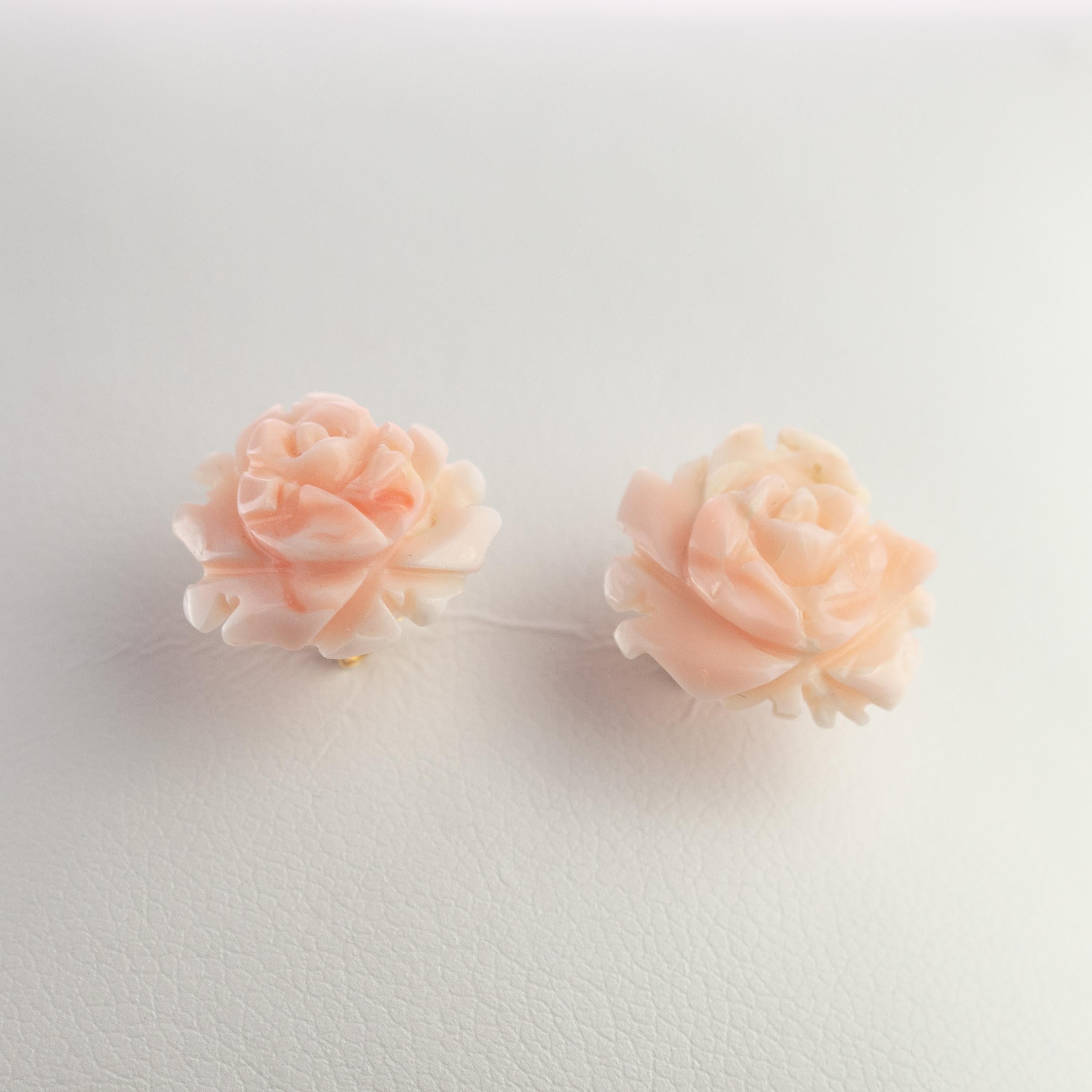 small pink rose earrings