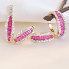 18 Karat Gold Natural Ruby Diamond Huggies Pendant Necklace Earrings Ring Set