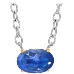 18 Karat Gold Necklace Pendant with Blue Cabochon Sapphire Weighing 9.20 Carat