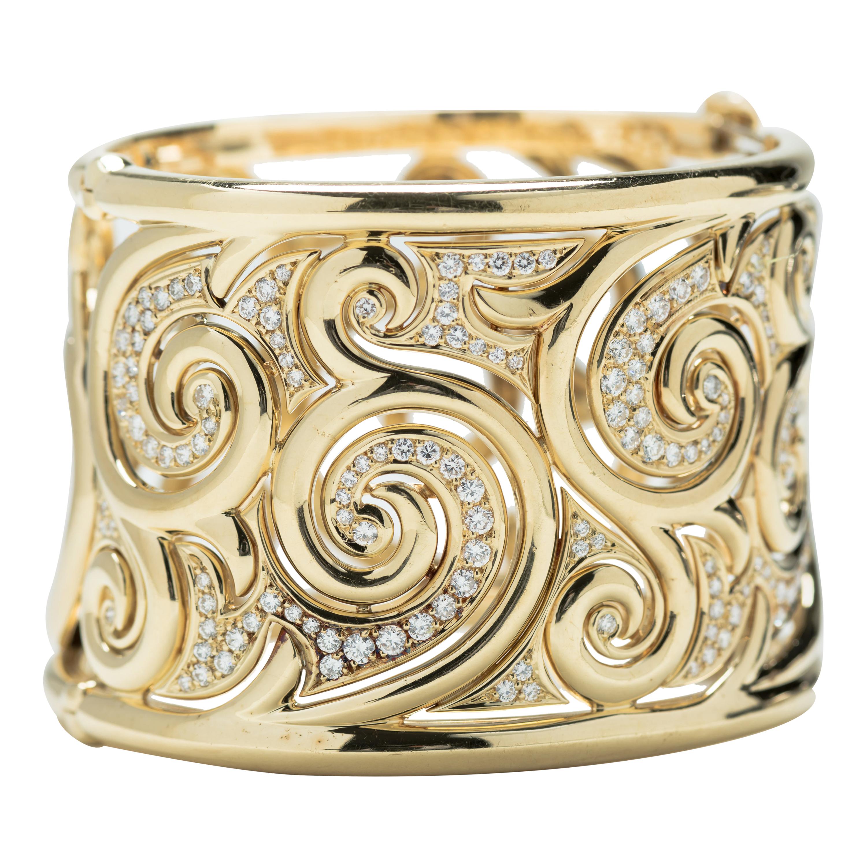 18 Karat Gold Oval Cuff Bracelet Inset with Diamonds For Sale