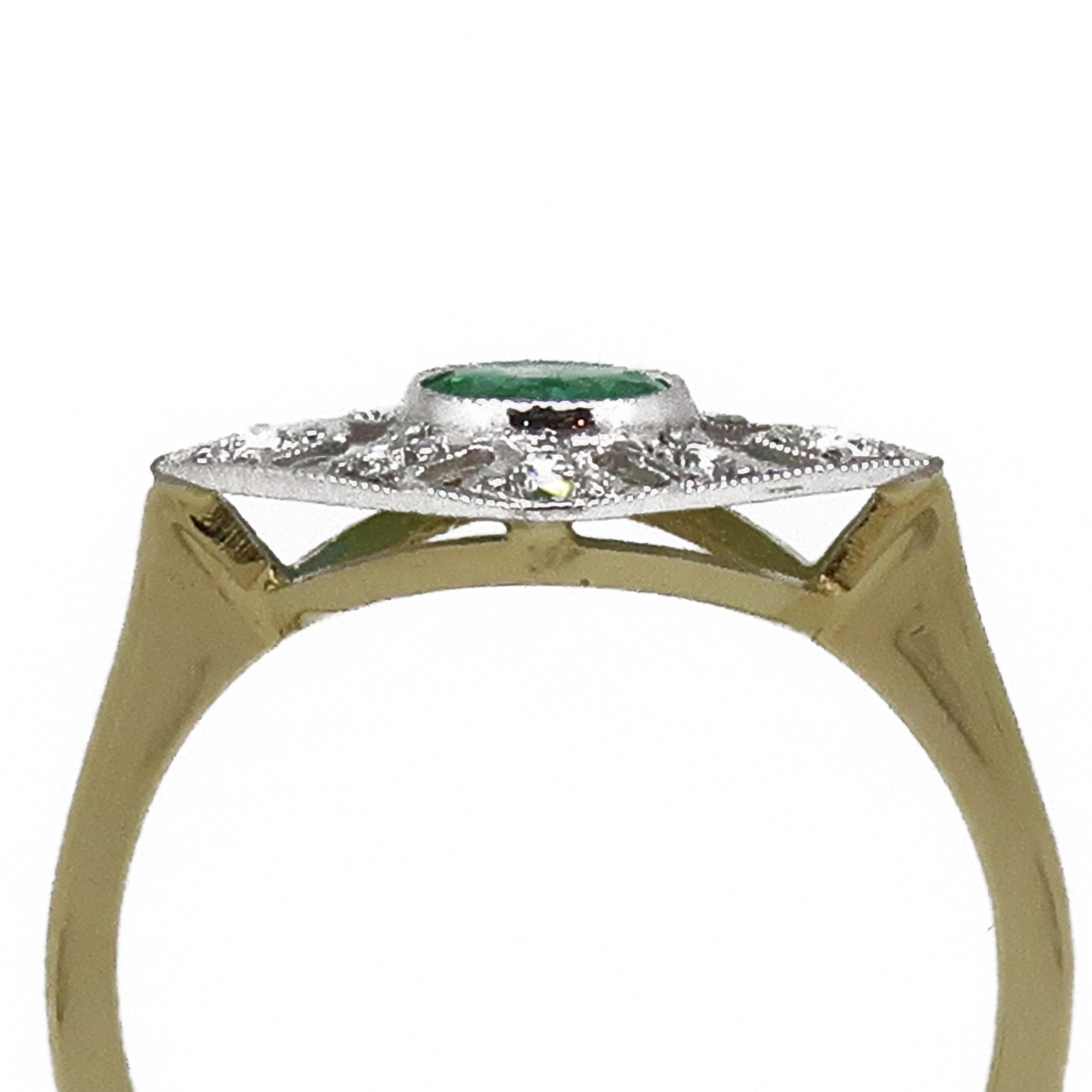 18 Karat Gold Oval Cut Emerald and Diamond Art Deco Style Cluster Ring 2