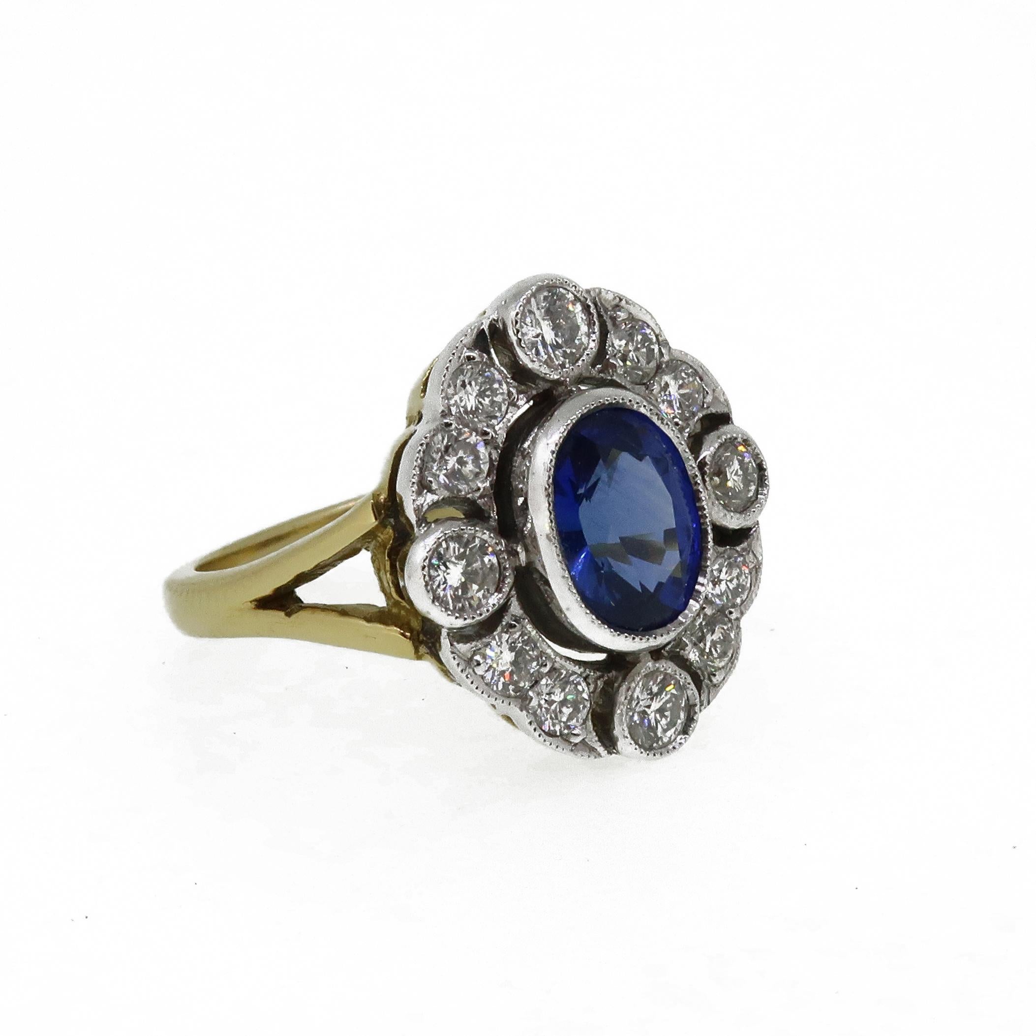 18 Karat Gold Oval Sapphire and Diamond Art Deco Style Cocktail Cluster Ring For Sale 1