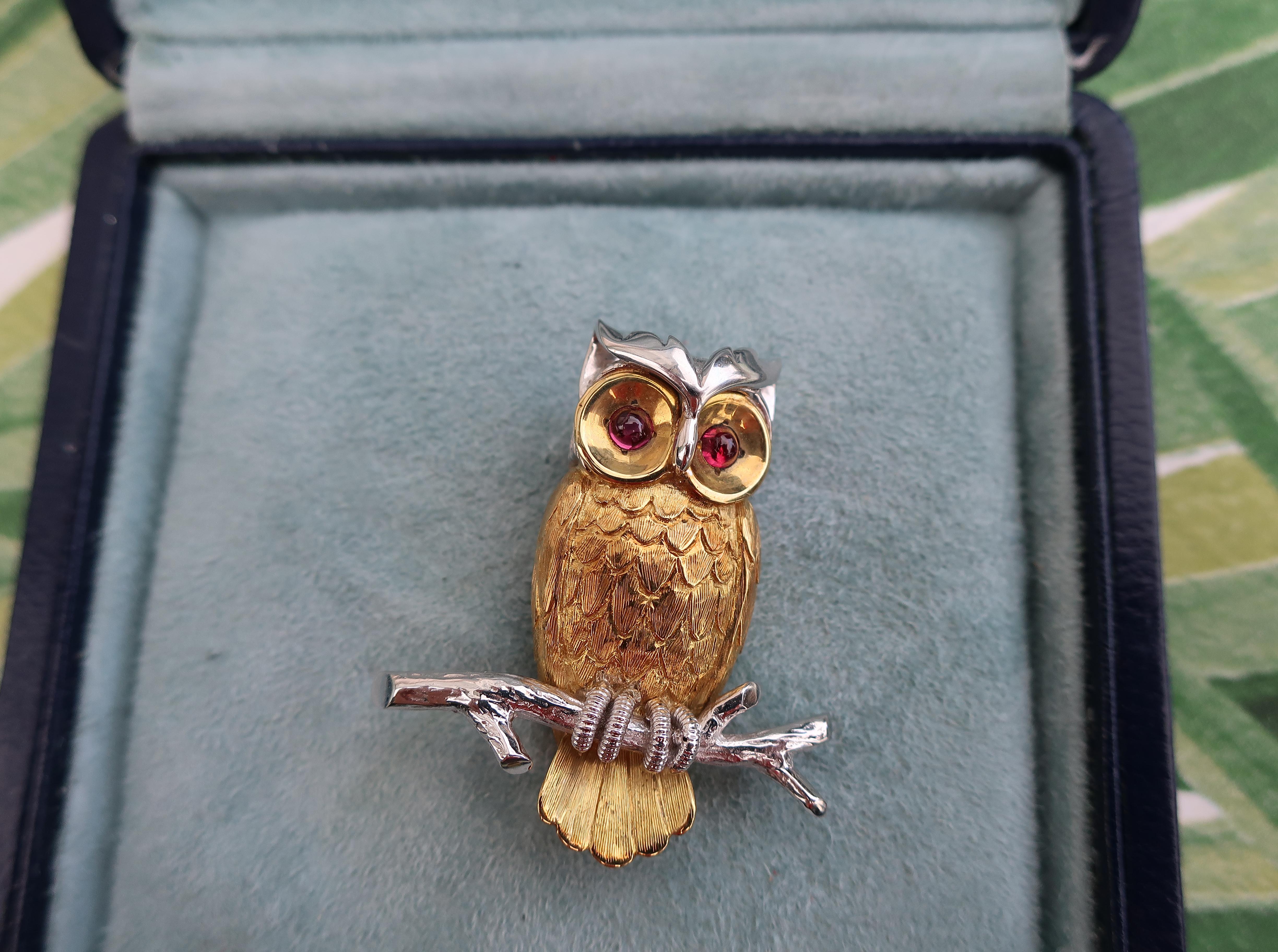 Contemporary 18 Karat Gold Owl Brooch with Ruby Eyes